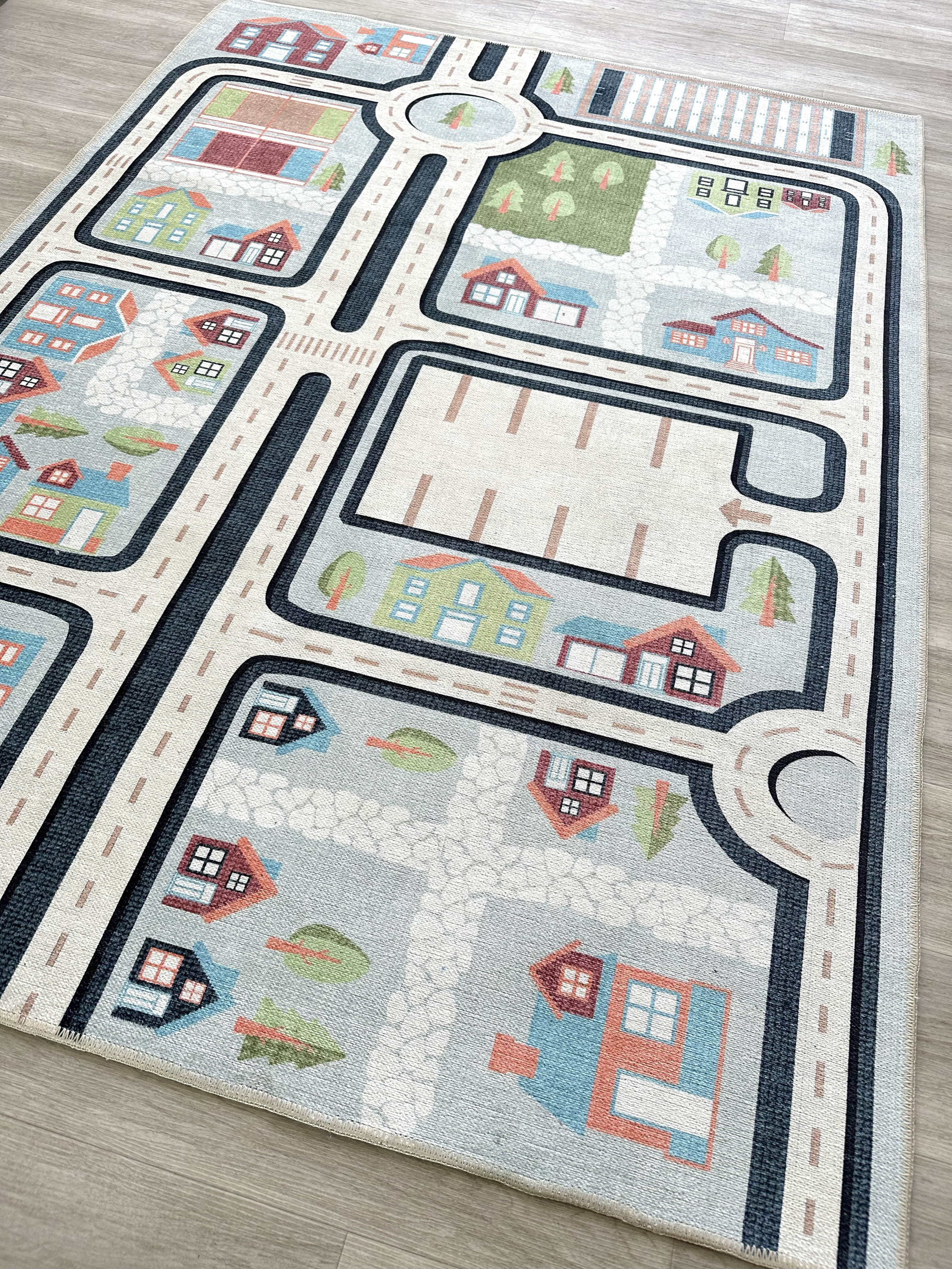 Kinderteppich mit Verkehrsmotiv