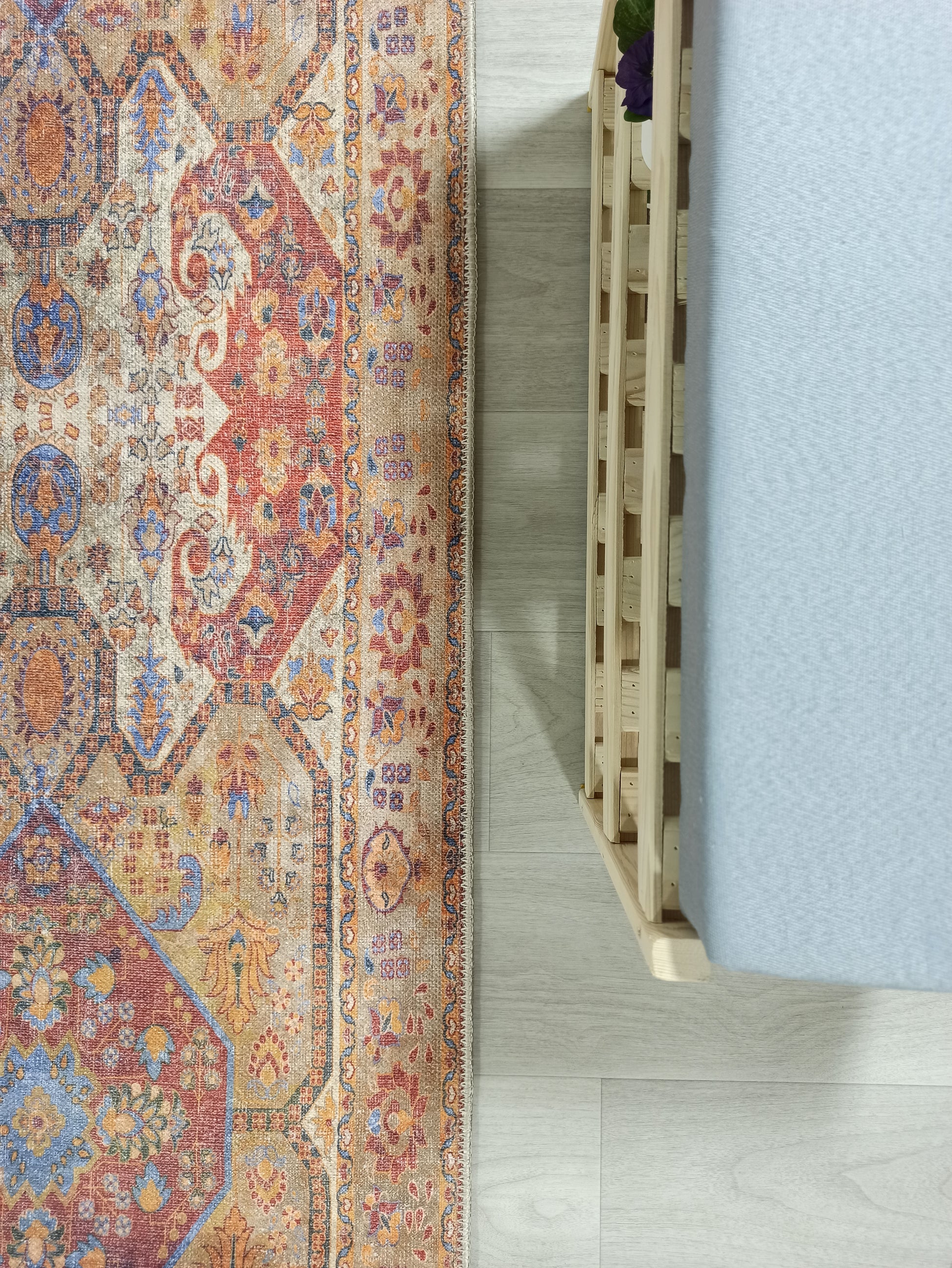 Turuncu ve Mavi Medalyonlu Vintage Yolluk