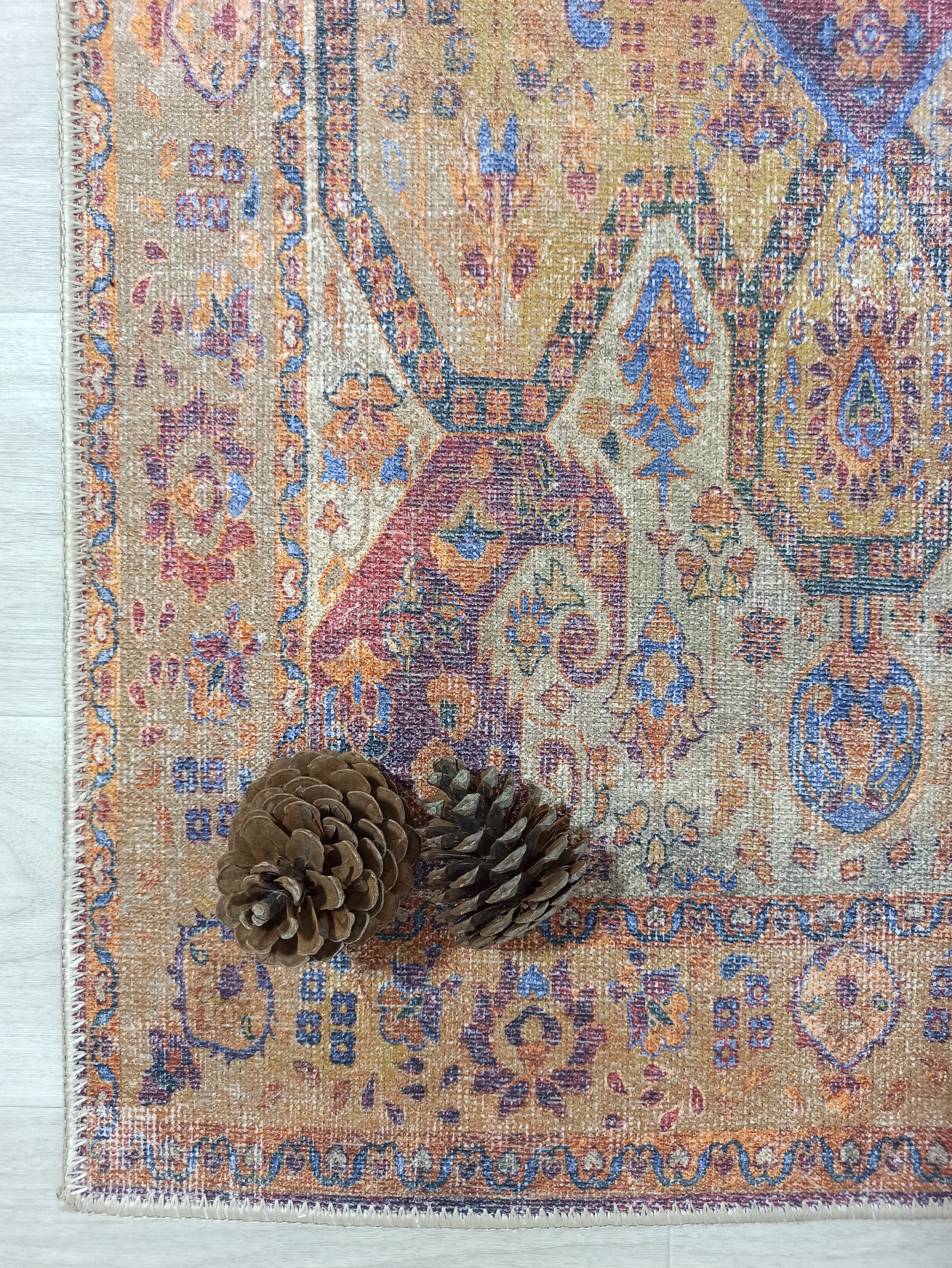 Turuncu ve Mavi Medalyonlu Vintage Yolluk