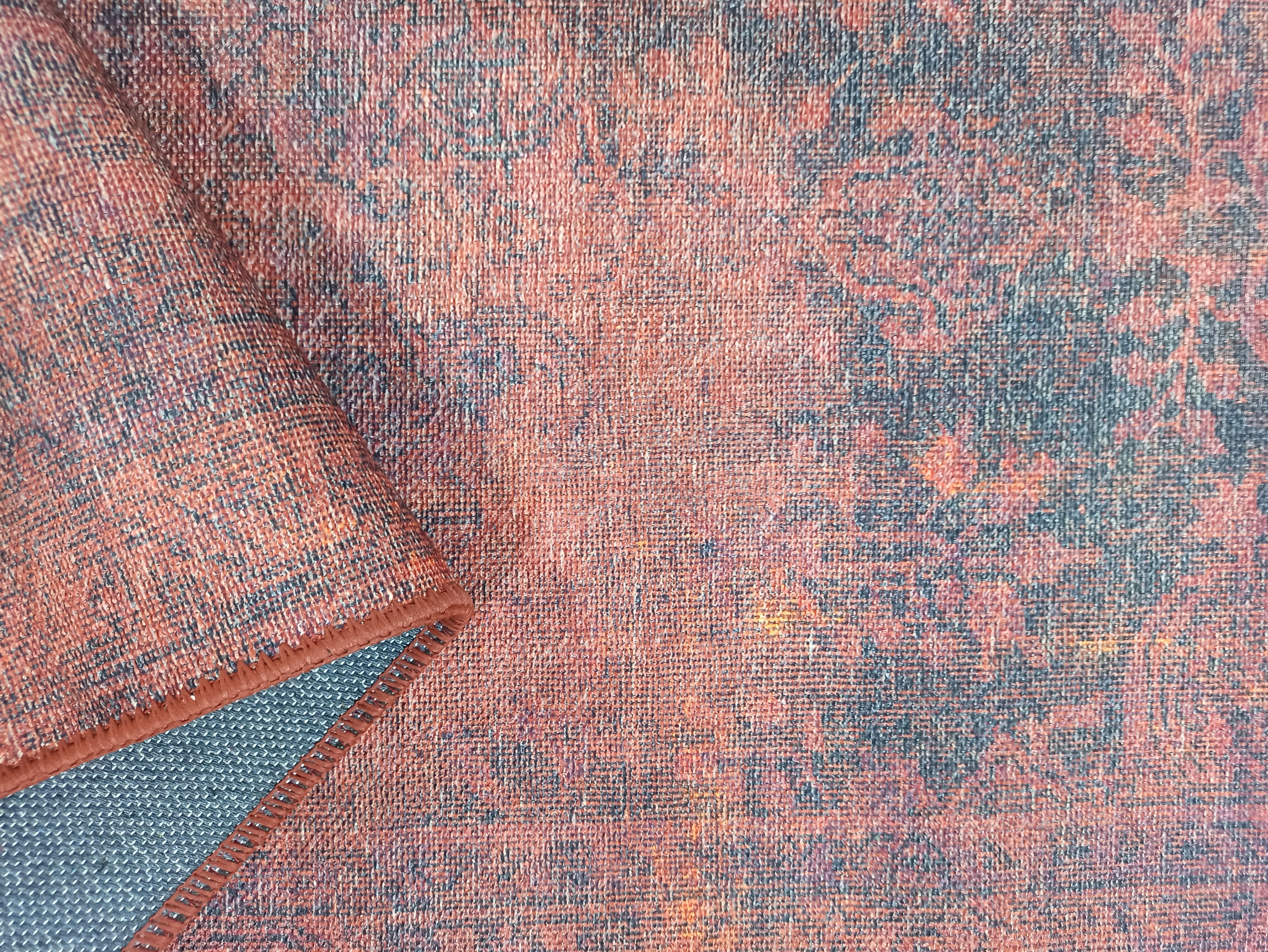 Bordo ve Koyu Lacivert Gölgeli Vintage Yolluk