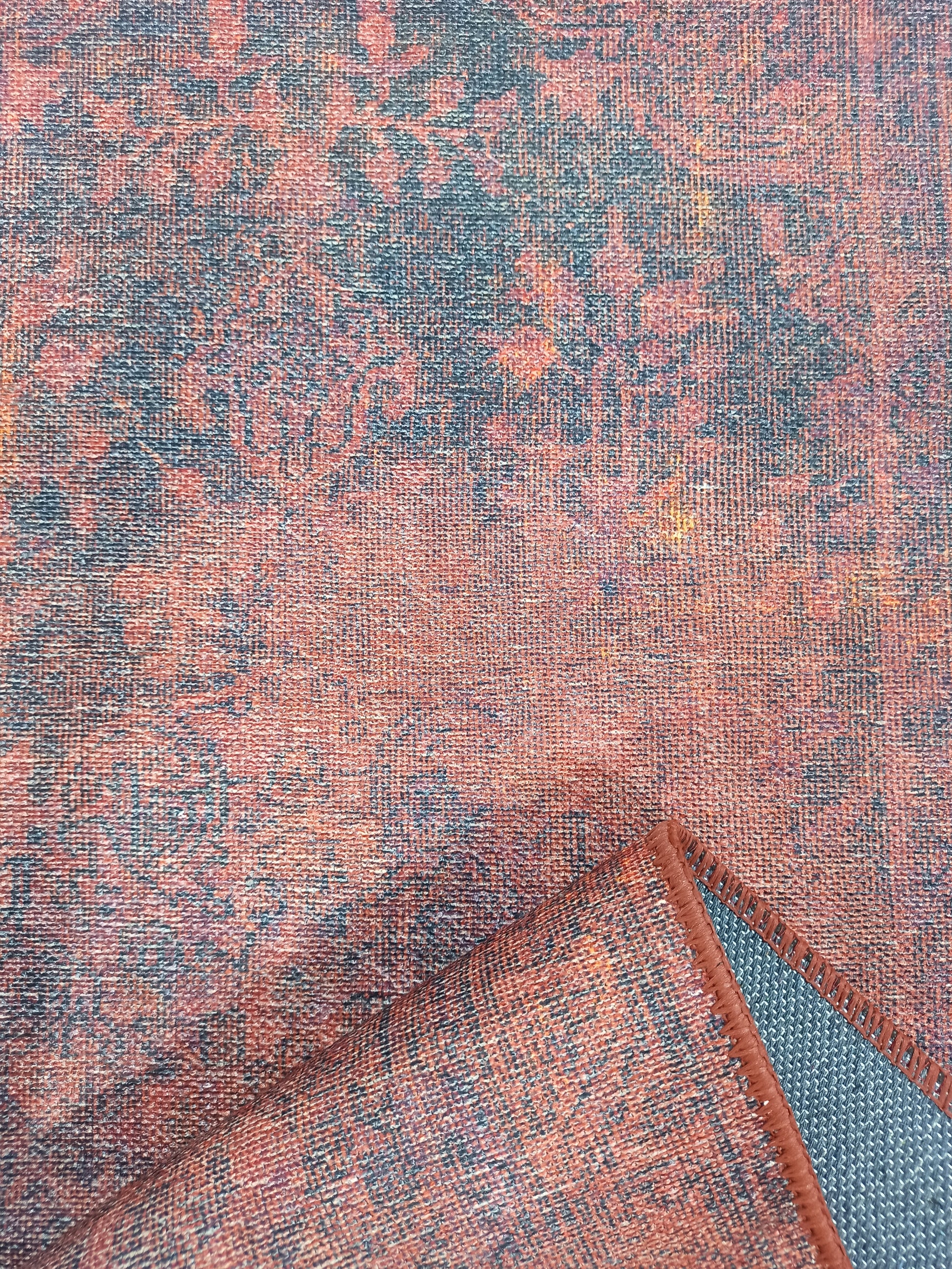 Bordo ve Koyu Lacivert Gölgeli Vintage Yolluk