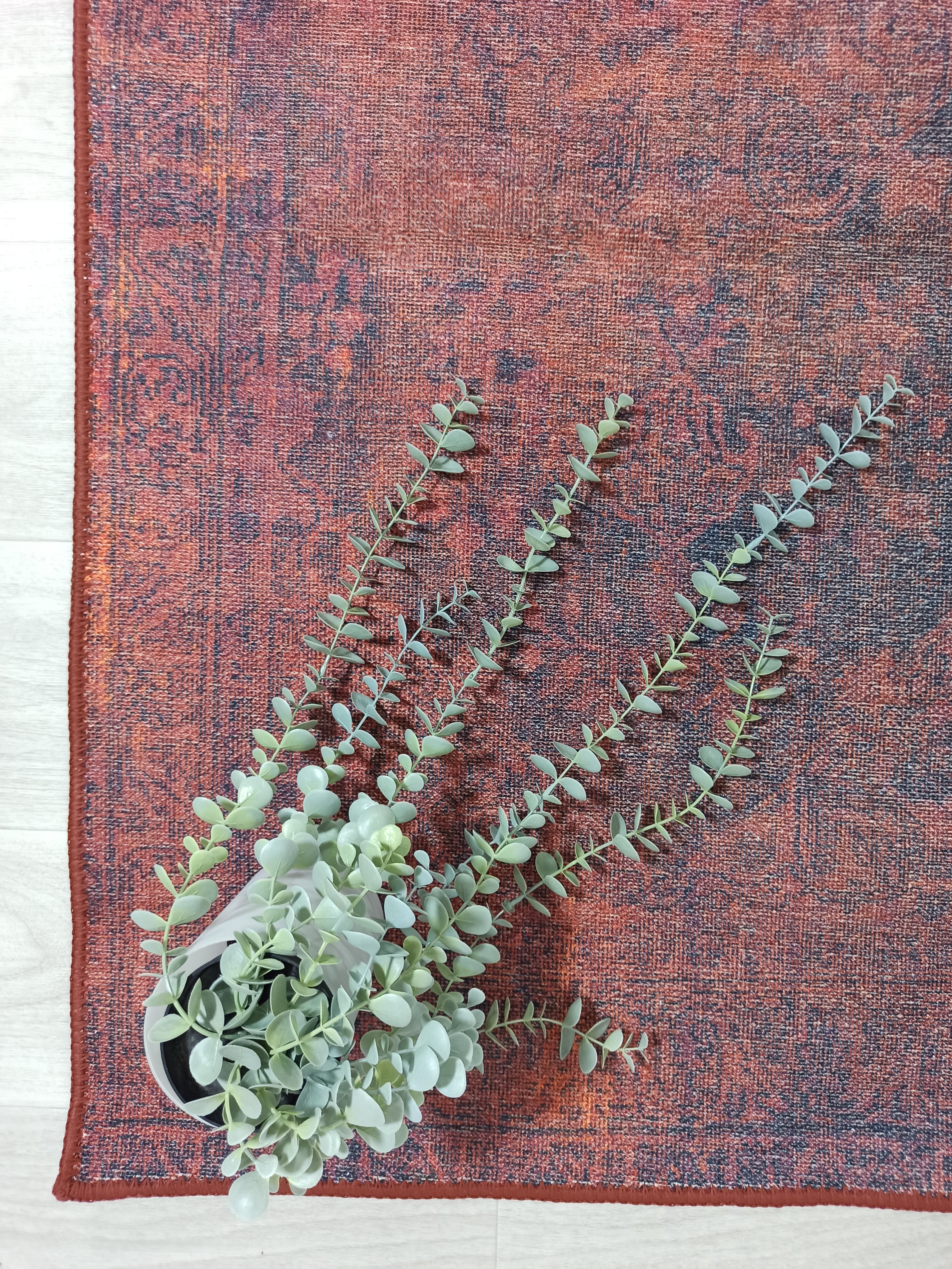 Bordo ve Koyu Lacivert Gölgeli Vintage Yolluk