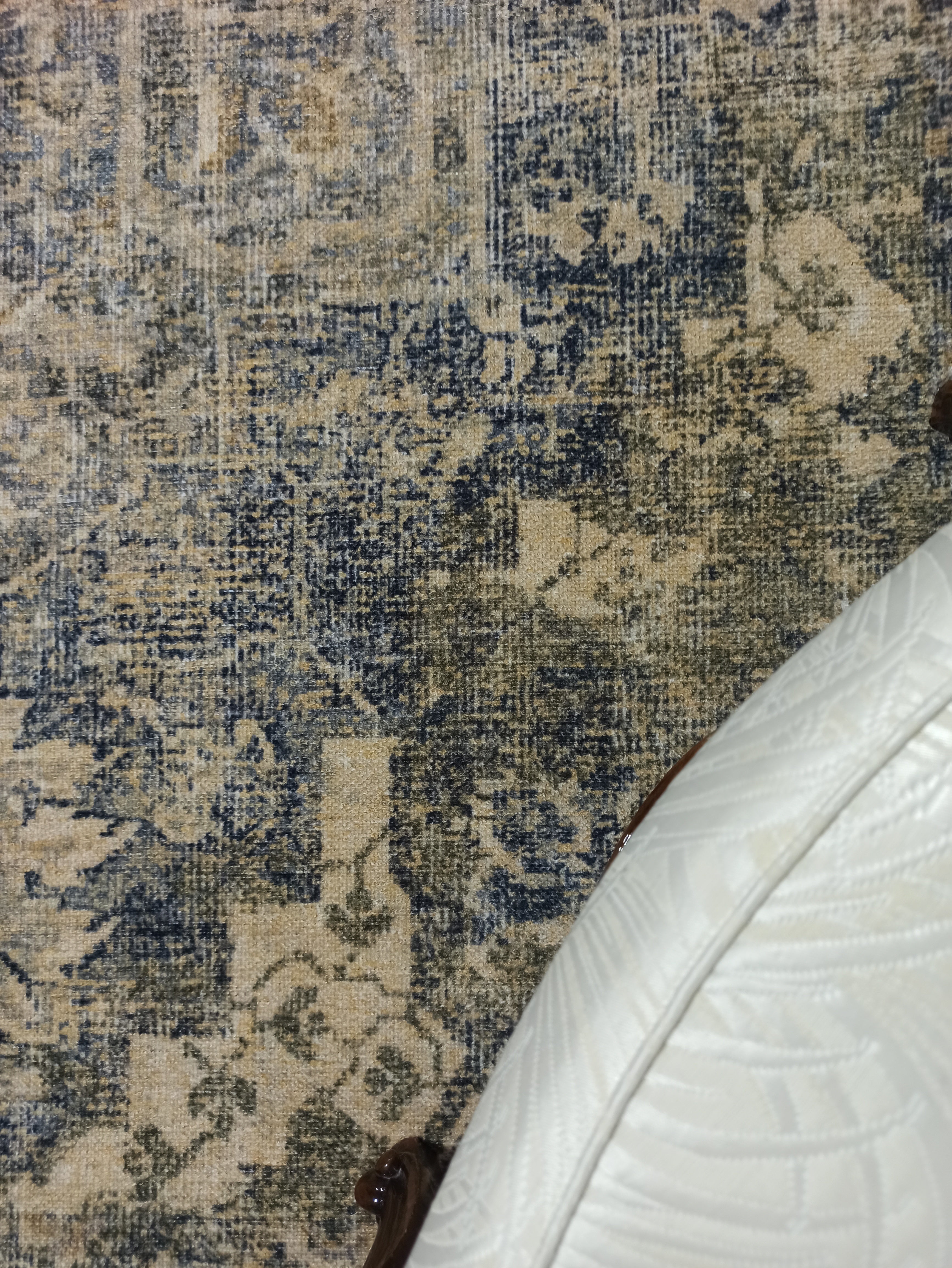 Eskitme Madalyon Desenli Hardal ve Lacivert Vintage Salon Halısı - OUTLET - 4113OU