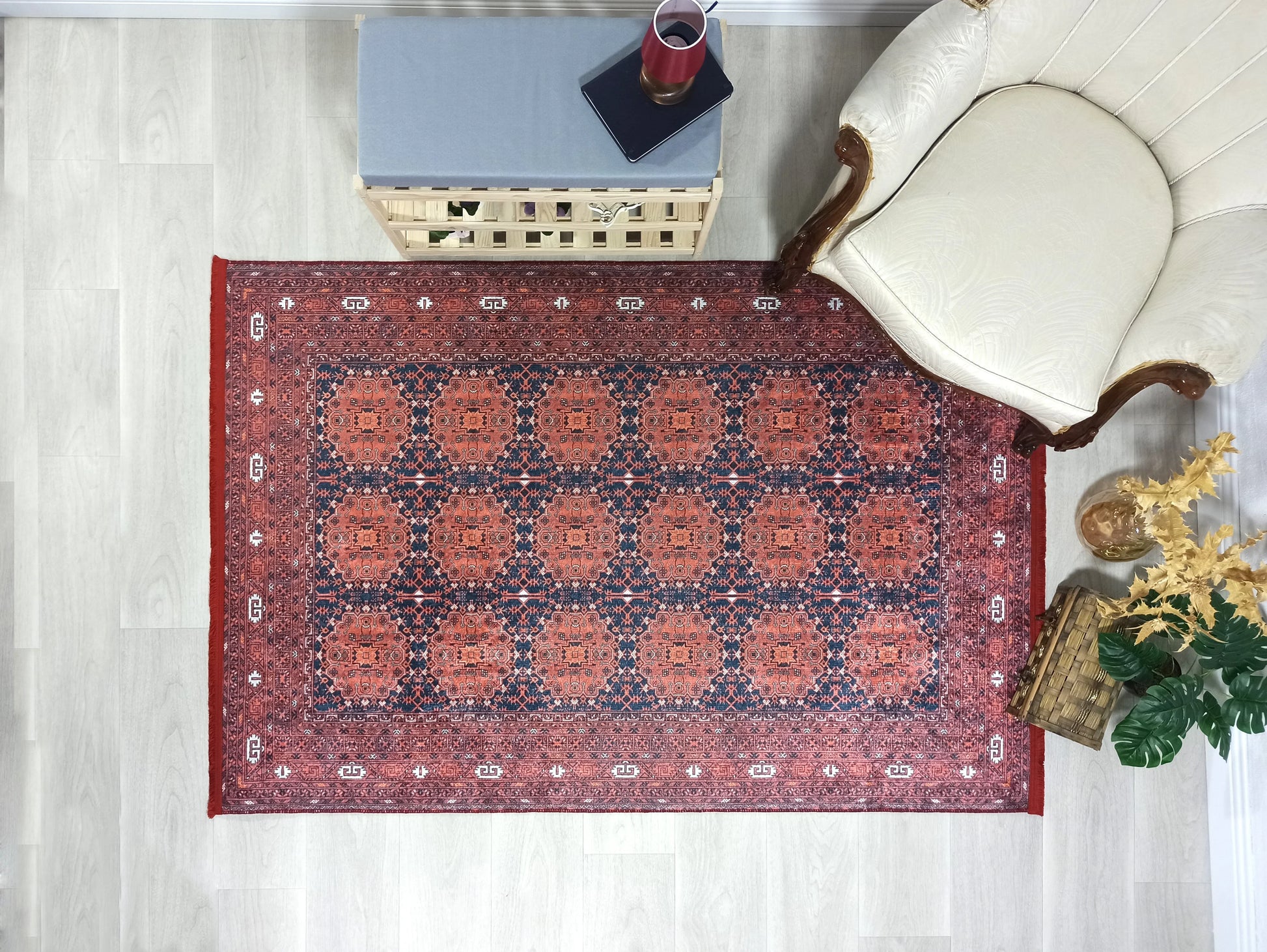 İran Kırmızı Geometrik Desenli Halı-Pera Halı