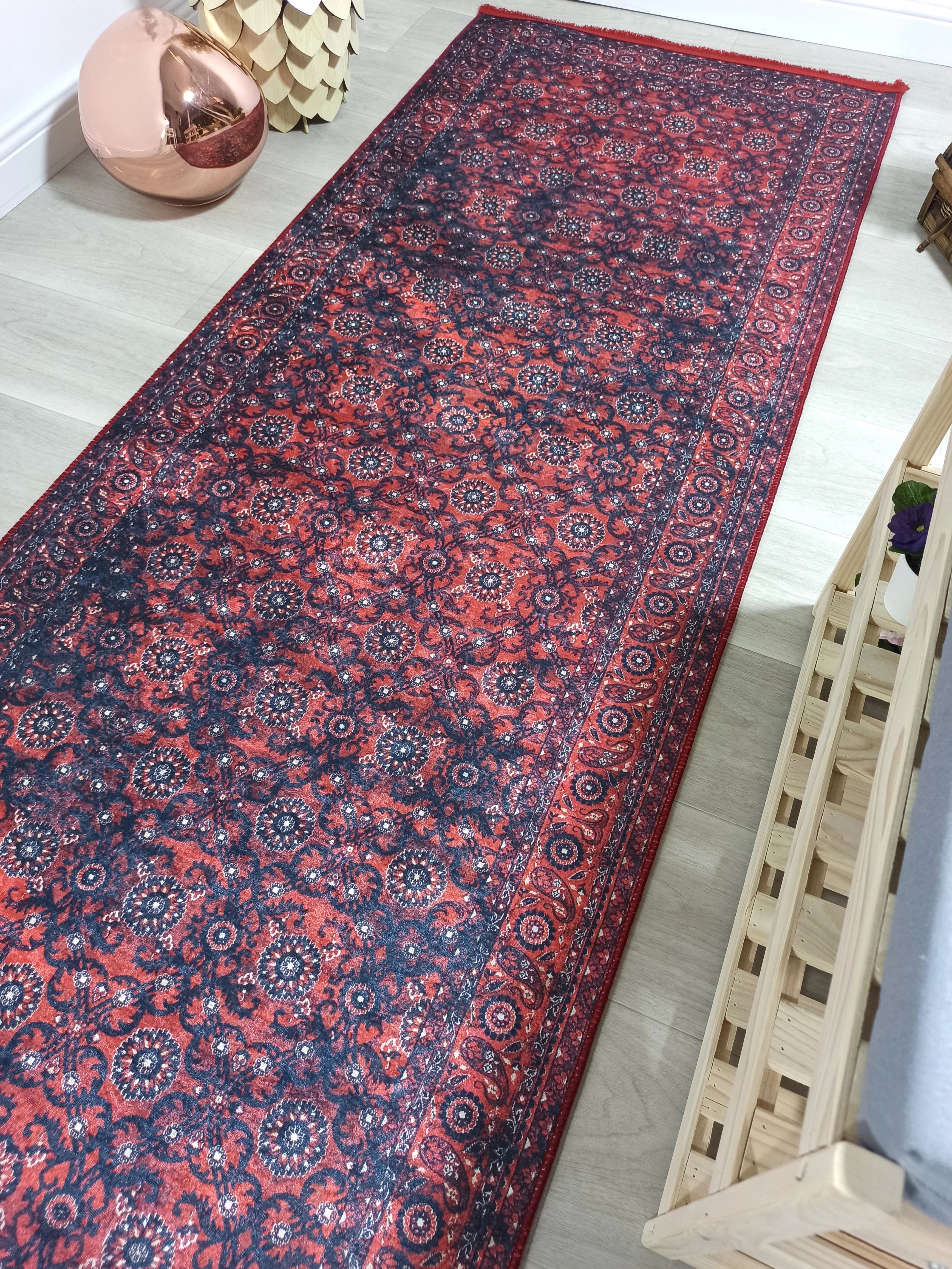 İran Kırmızı Uşak Vintage Tarzı Koridor Halısı