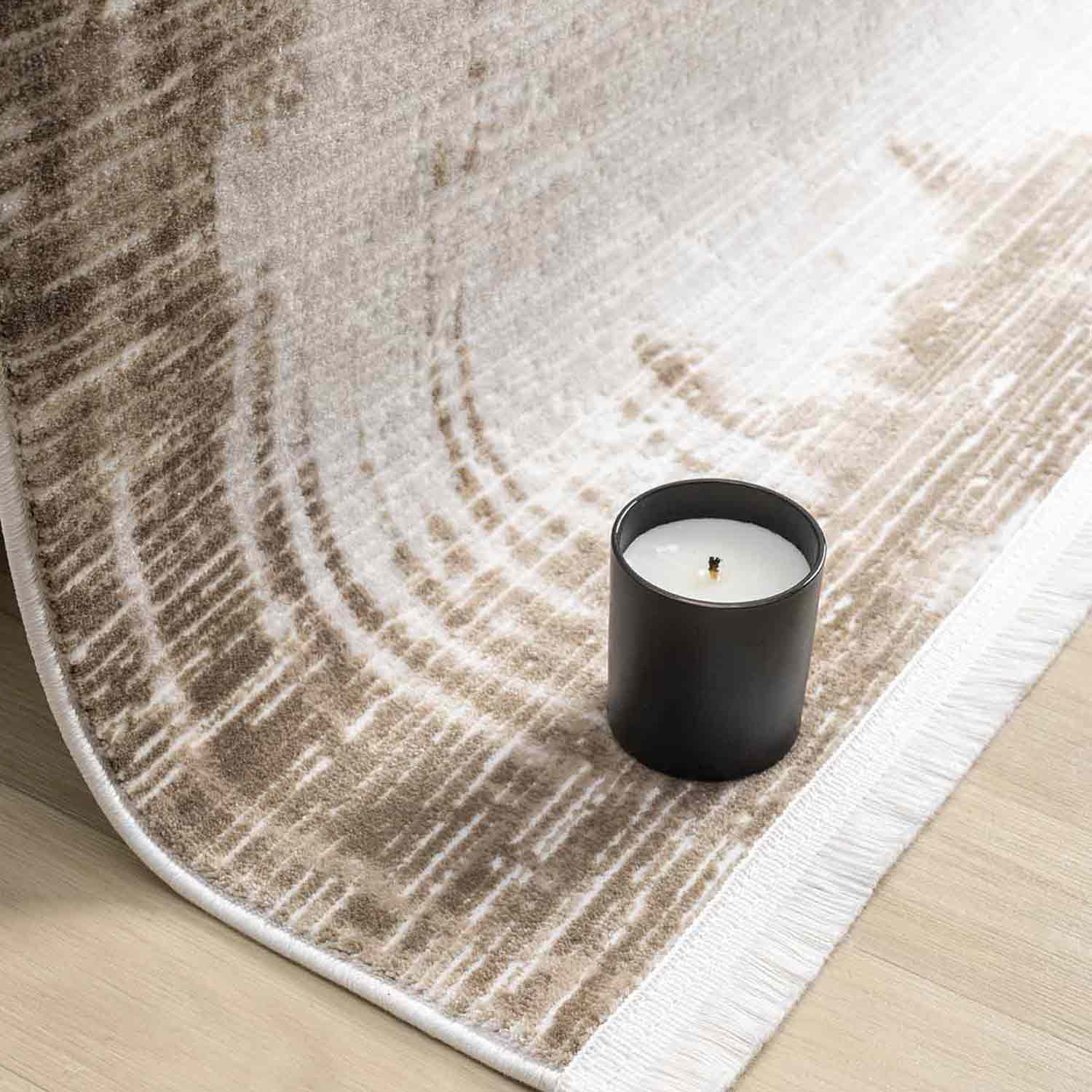 Kahve Bej Eskitme Bordürlü Soyut Modern Halı-Pera Halı