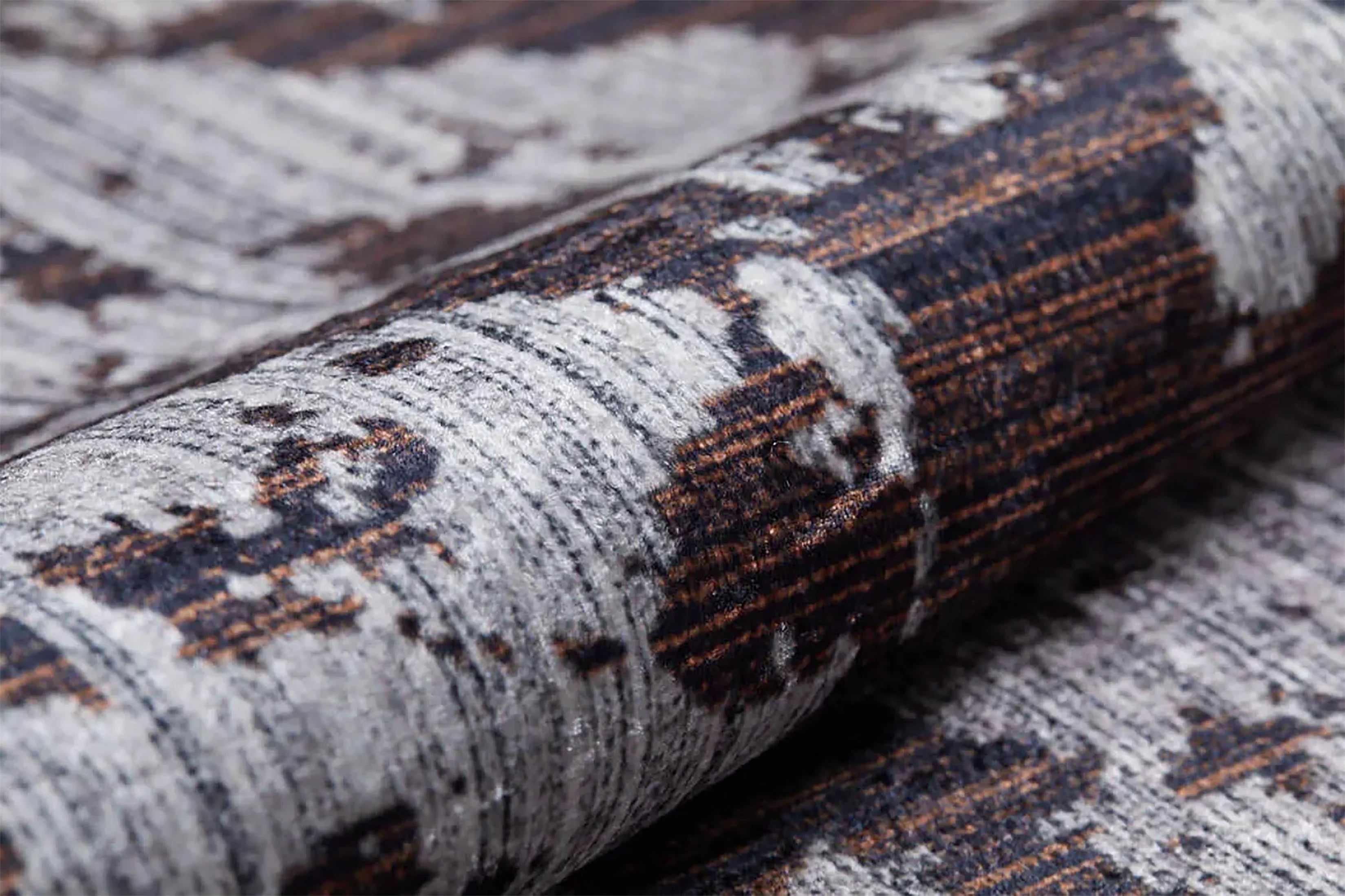 Kahve Beyaz Soyut Fırça Darbesi Desenli Halı-Pera Halı