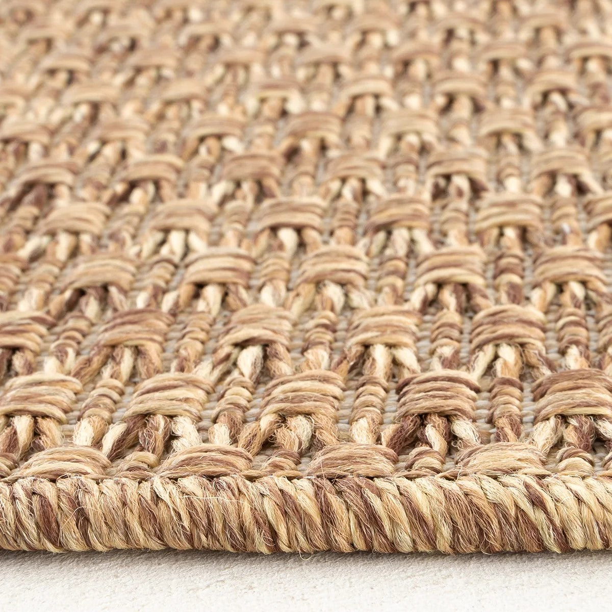 Kahve Toprak Tonlarında Hasır Dokulu Modern Halı-Pera Halı