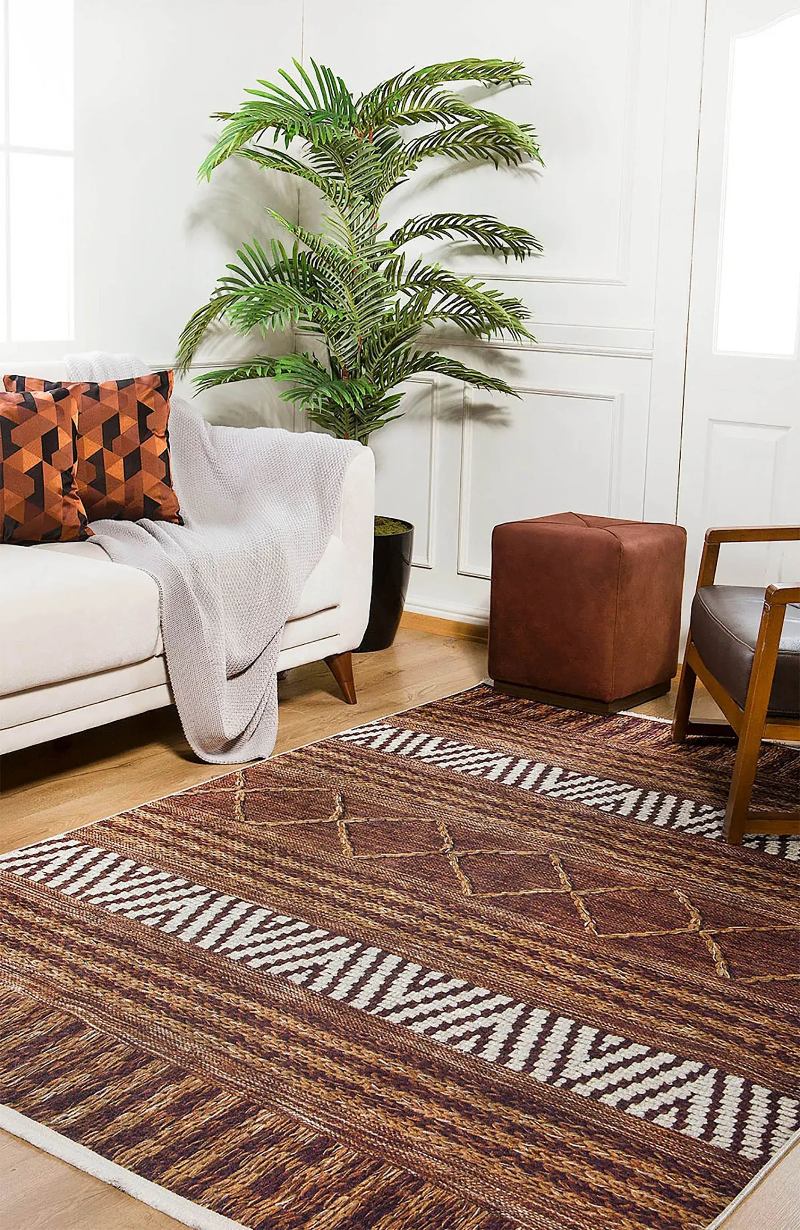 Kahverengi Rustik Etnik Bohem Geometrik Desenli Dokuma Halı-Pera Halı