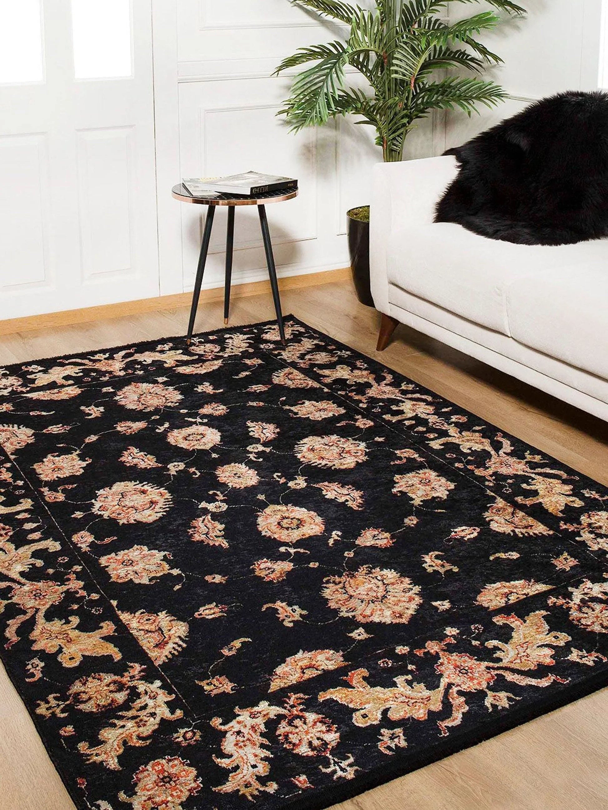 Karabağ Azerbaycan Siyah Halı-Pera Halı