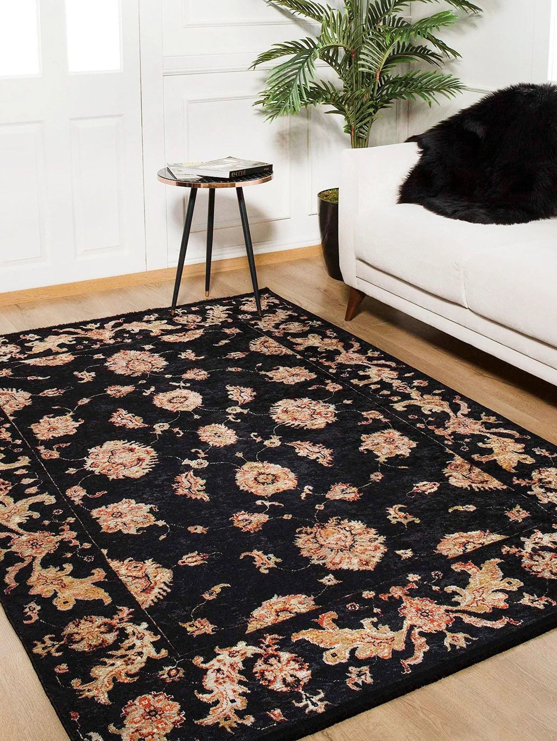 Karabağ Azerbaycan Siyah Halı-Pera Halı