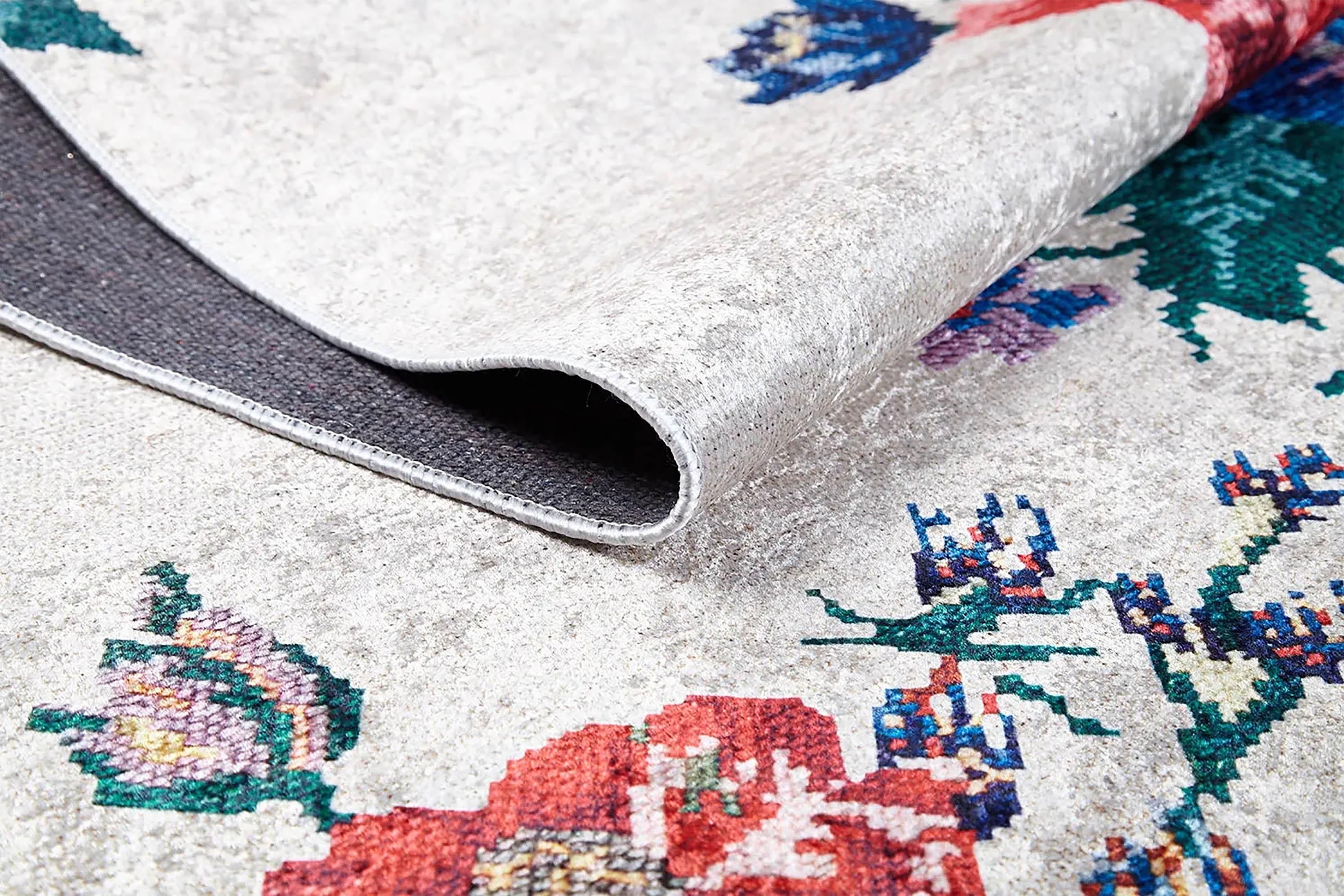 Karabağ Beyaz Çiçekli Dekoratif Halı-Pera Halı