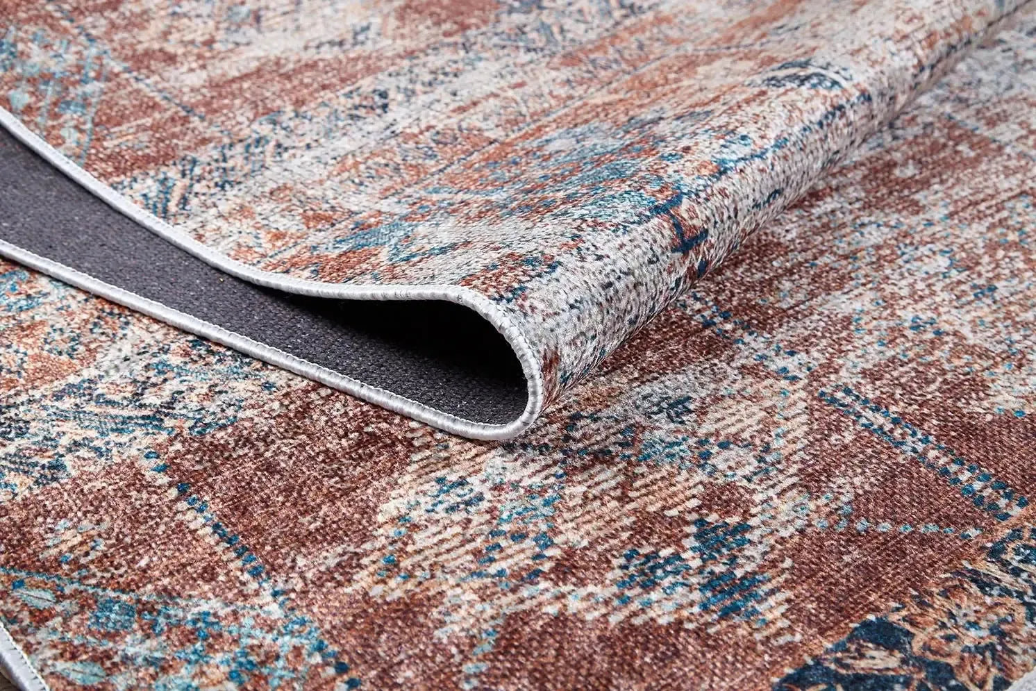 Kiremit Bej Otantik Halı-Pera Halı