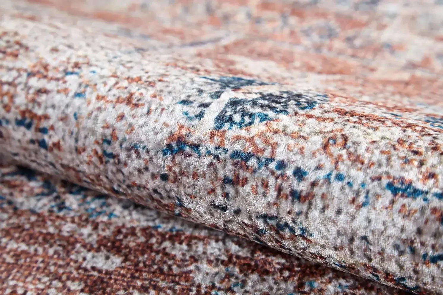 Kiremit Bej Otantik Halı-Pera Halı