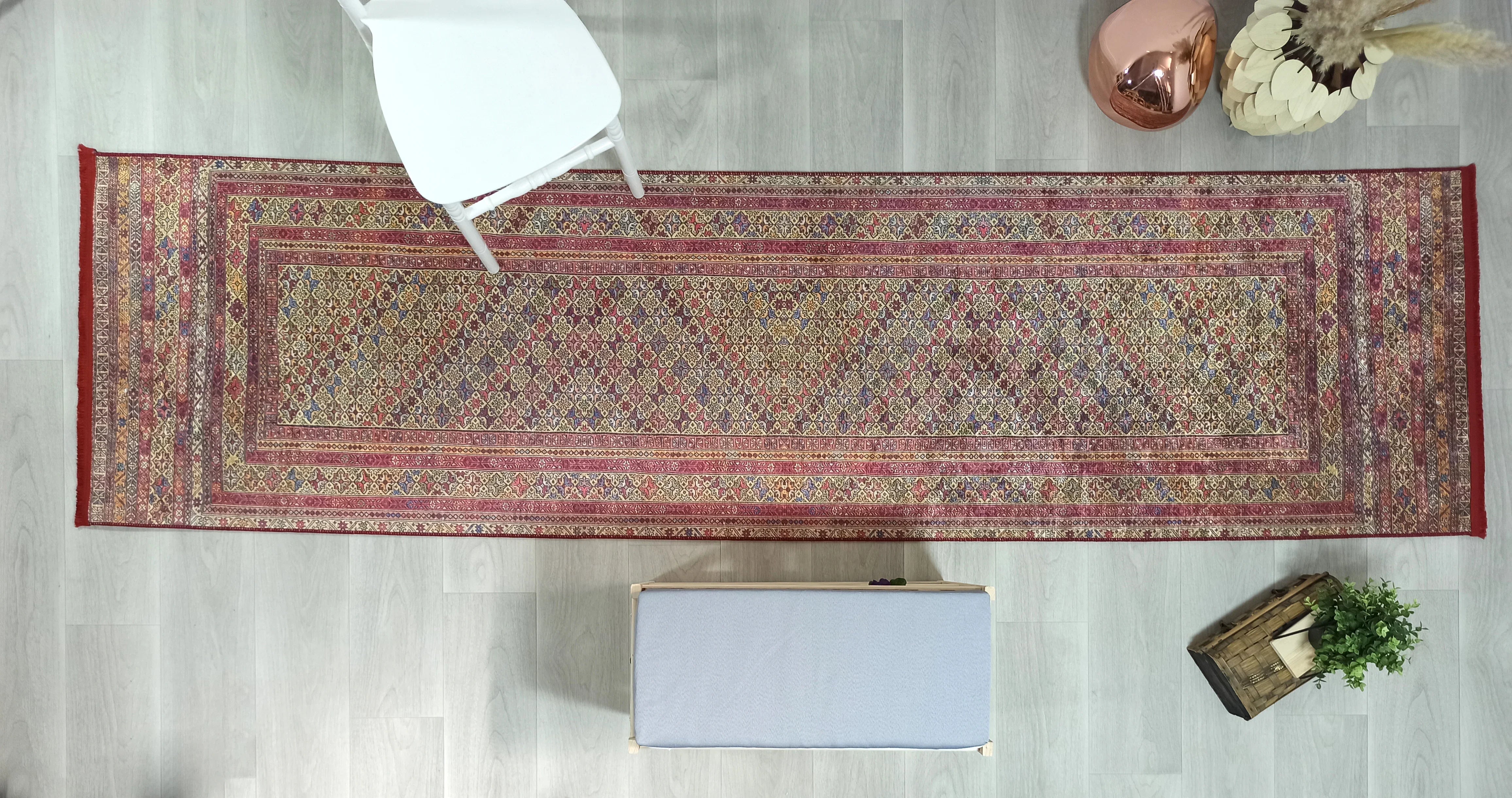 Kırmızı Bej Geleneksel Otantik Desenli Etnik Halı-Pera Halı