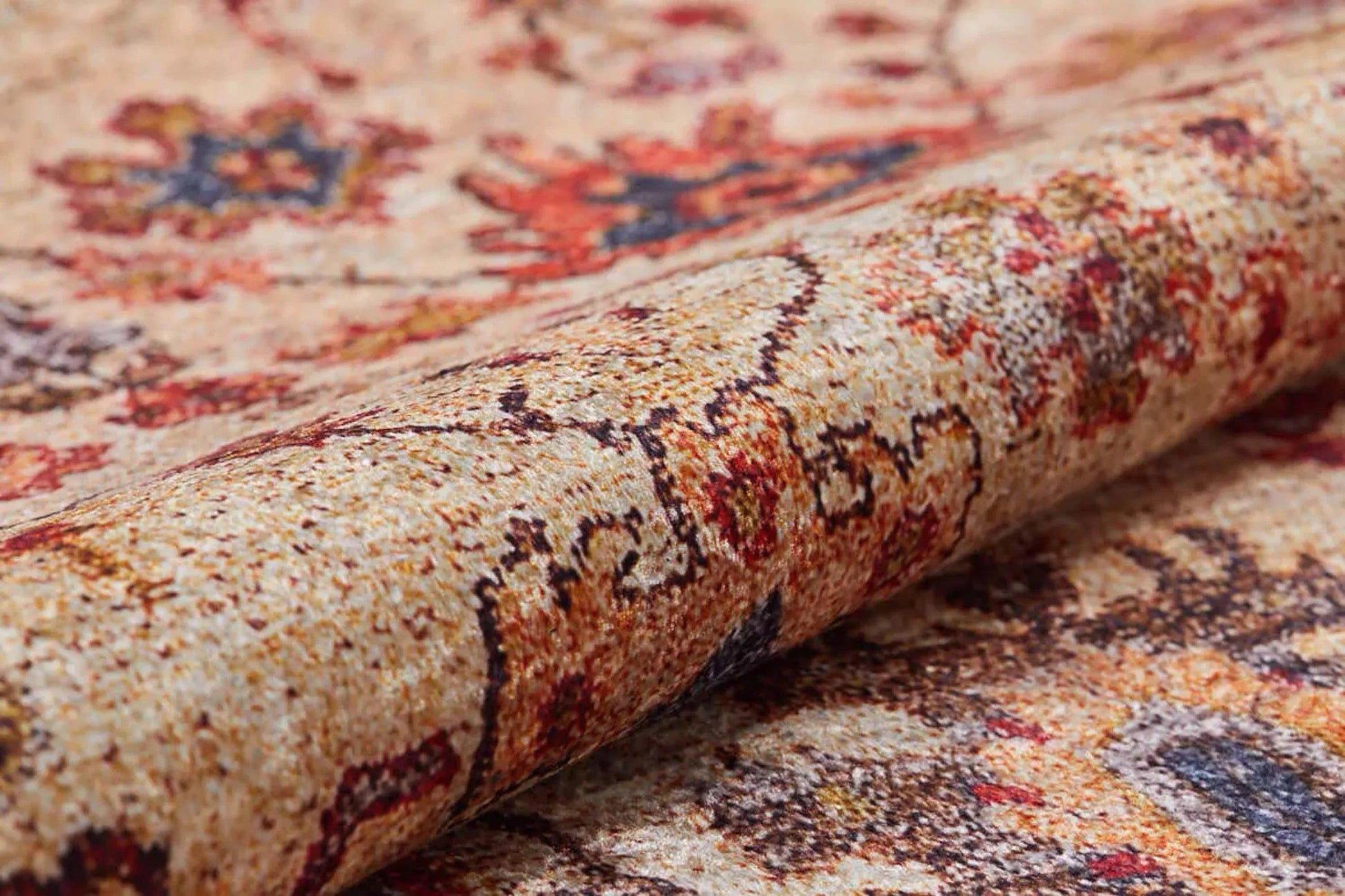 Kırmızı Bej Uşak Desenli Halı-Pera Halı