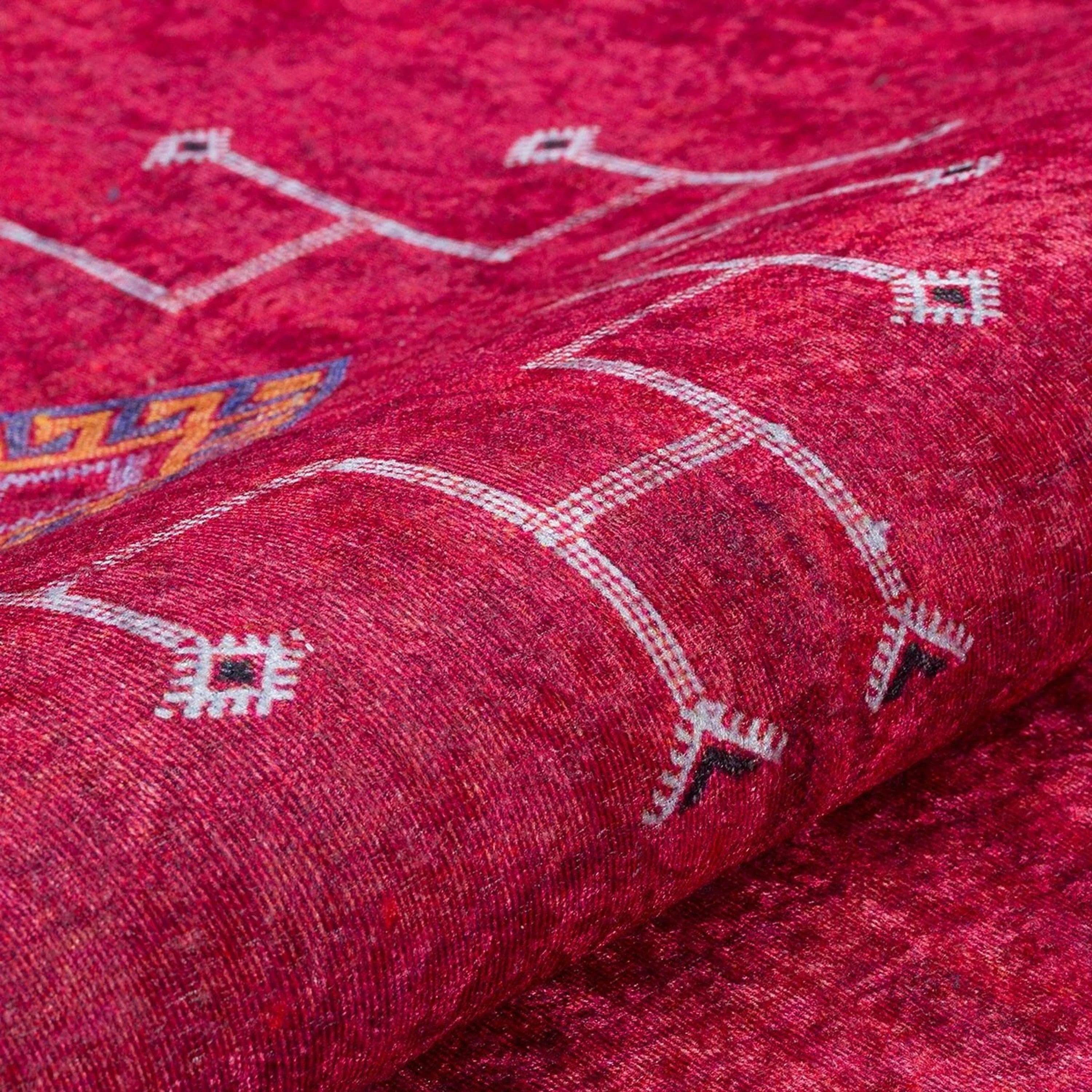 Kırmızı Etnik Desenli Vintage Kilim Halı-Pera Halı
