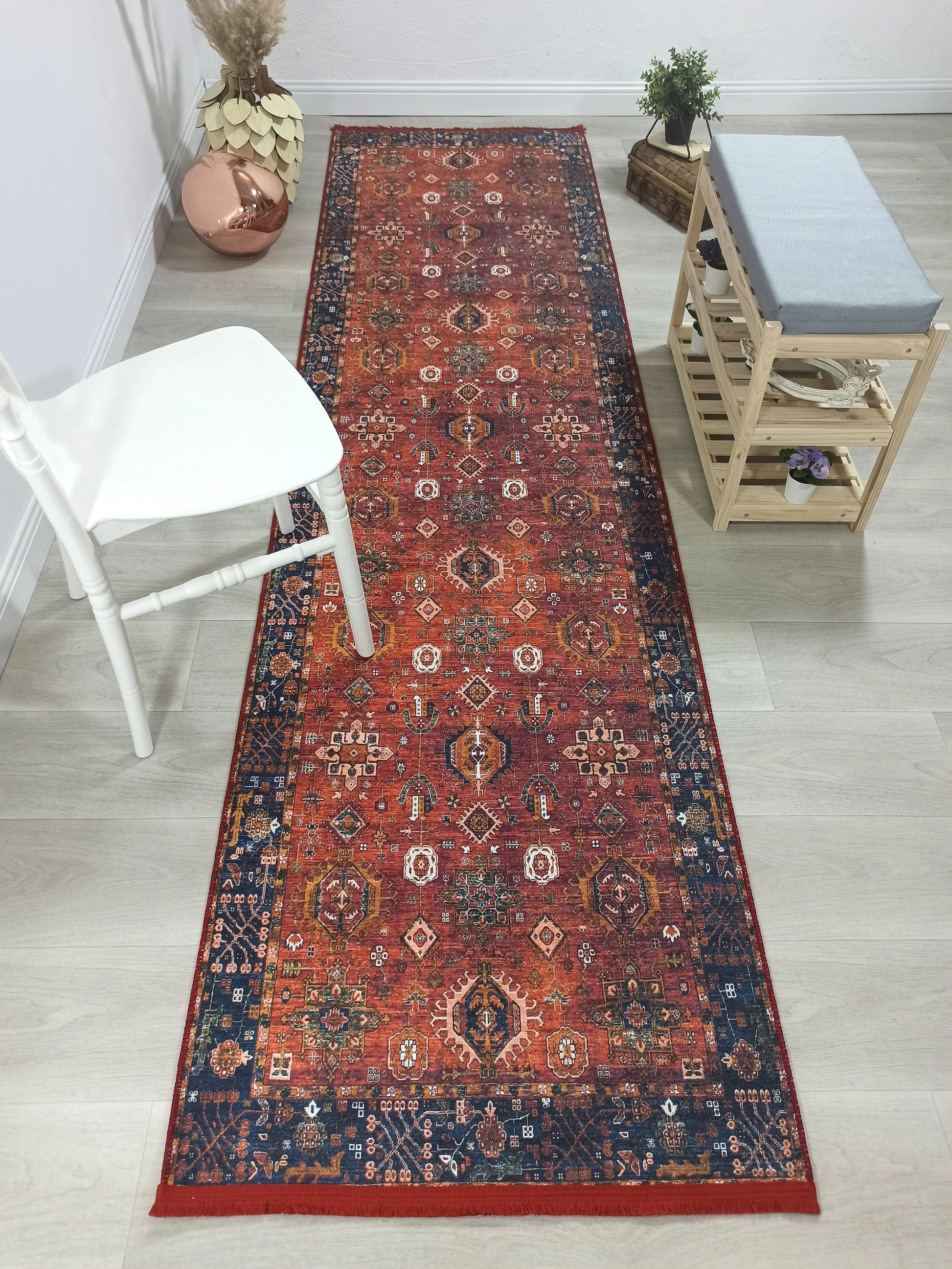 Kırmızı Uşak Vintage Antik Halı-Pera Halı