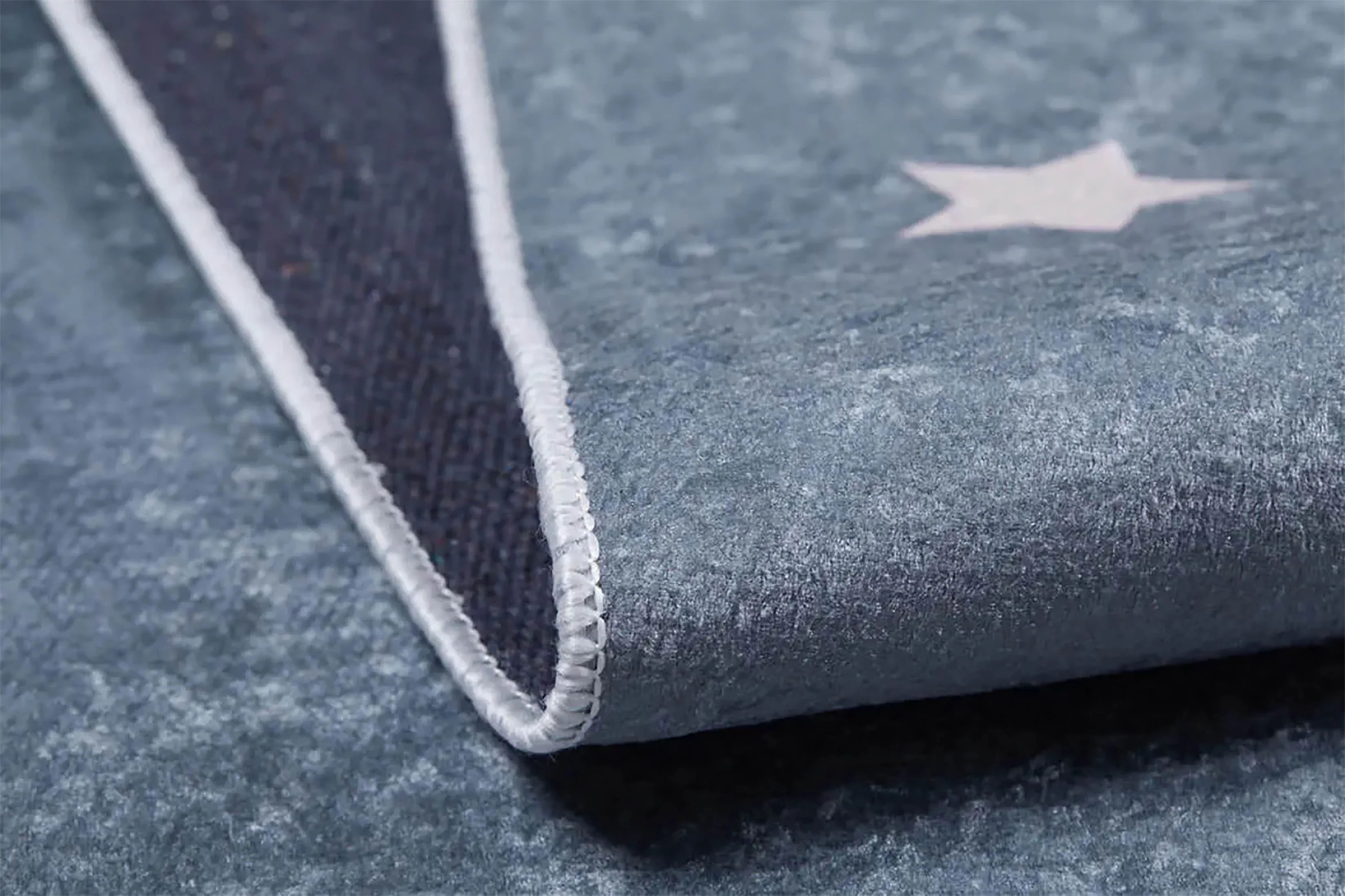 Kış Hayvanları Temalı Seksek Gri Çocuk Halısı-Pera Halı