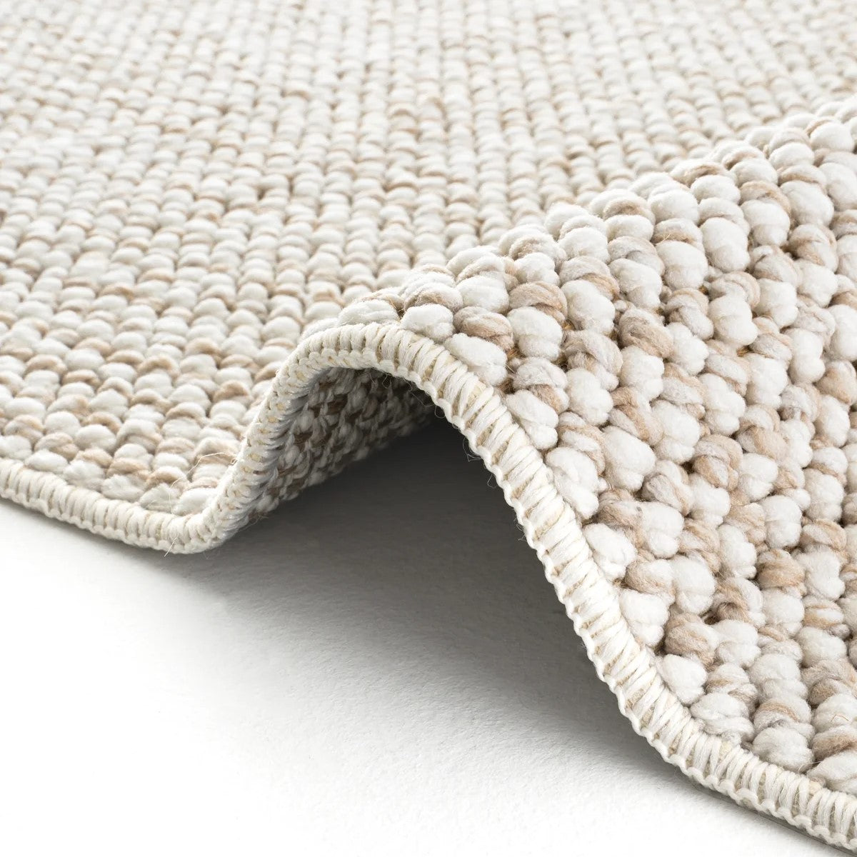 Krem Bej Bukle Dokulu Düz Renk Modern Halı-Pera Halı