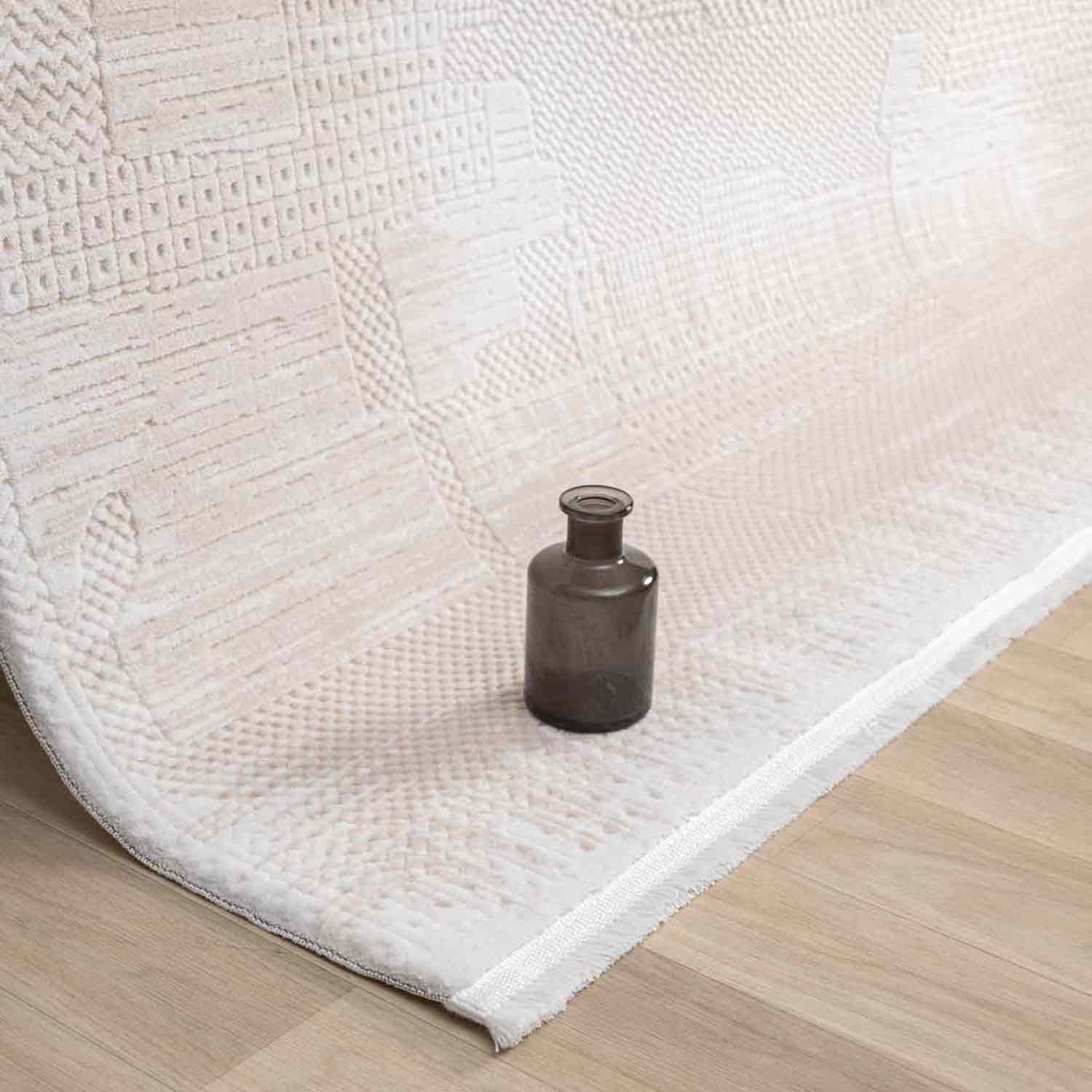 Krem Bej Eskitme Bordürlü Sade Modern Halı-Pera Halı