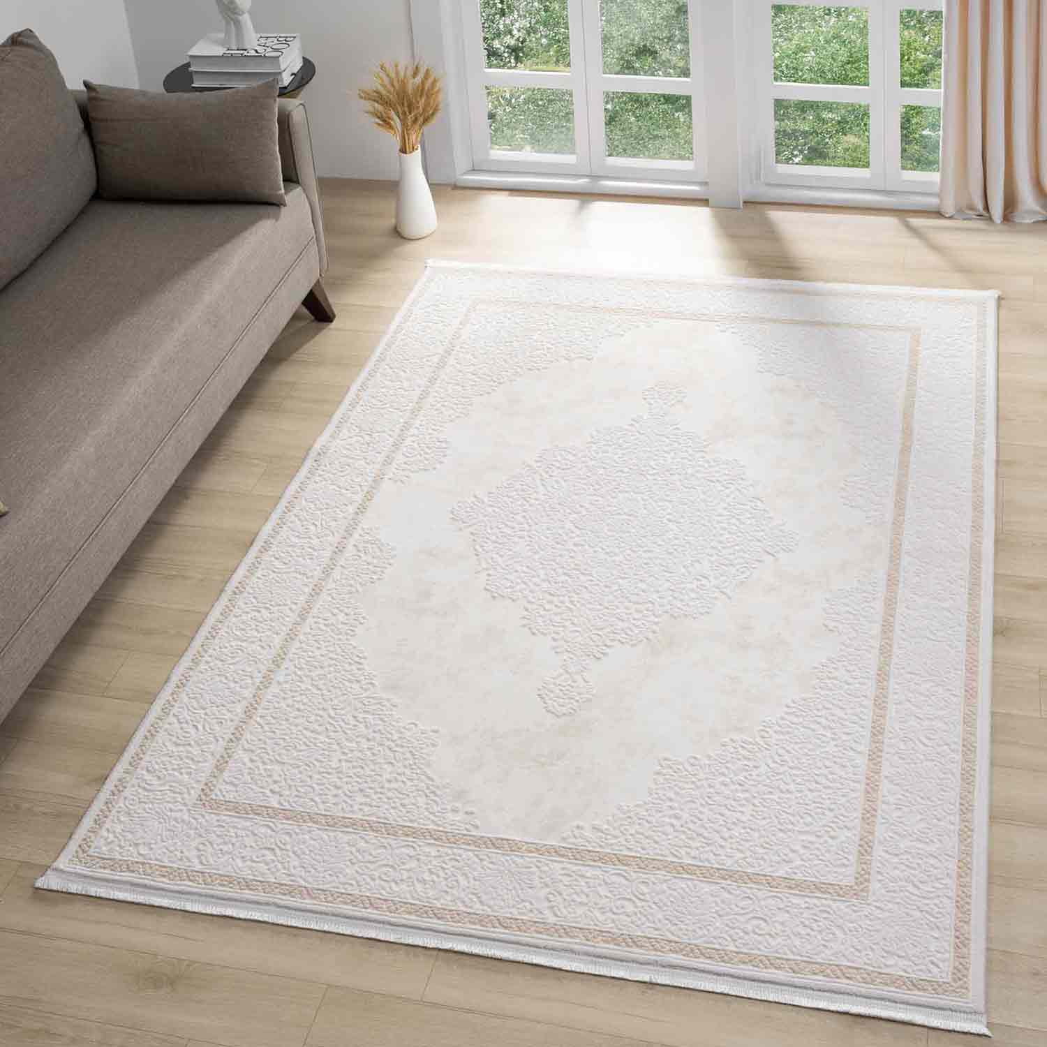 Krem Bej Klasik Madalyon Desenli Halı-Pera Halı