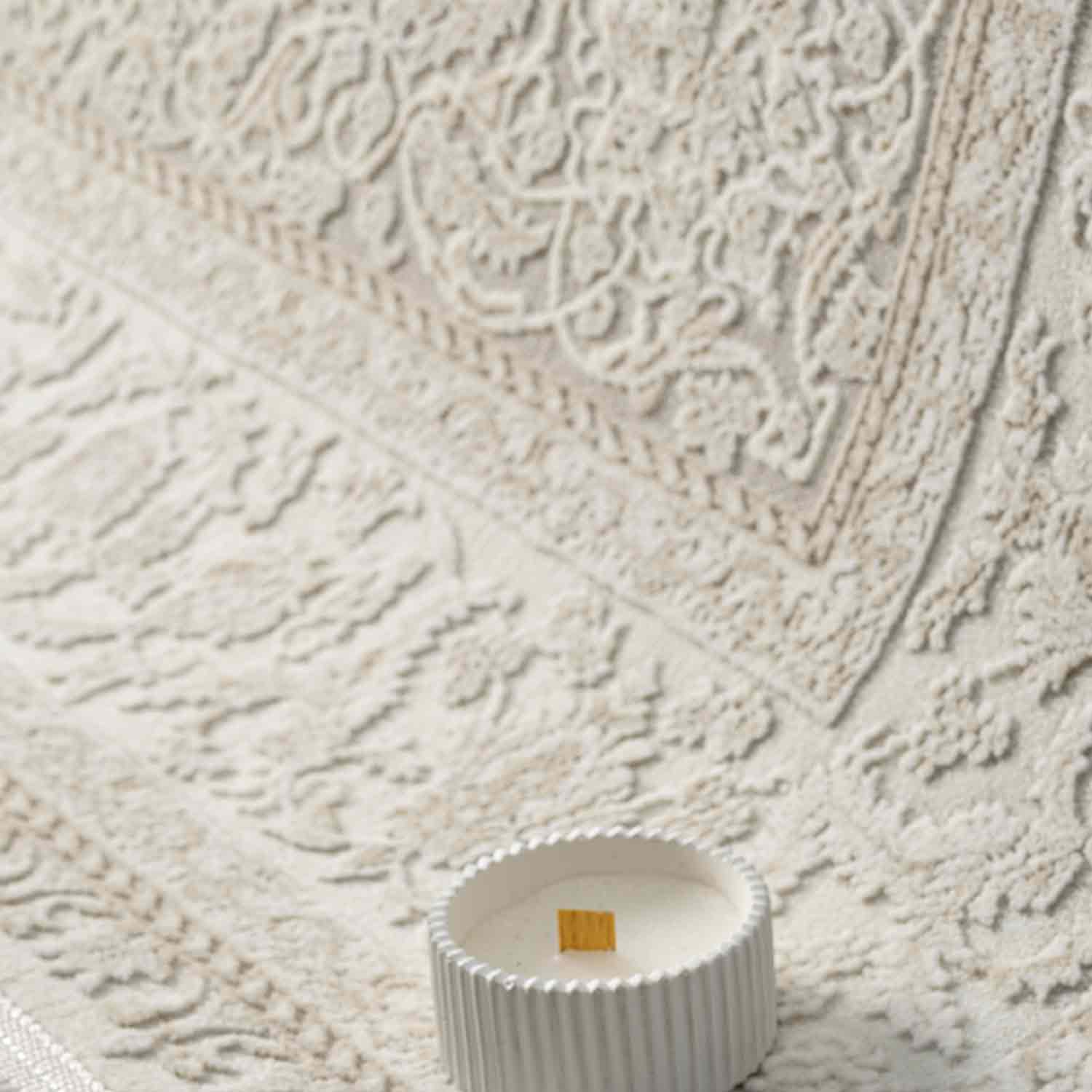 Krem Bej Klasik Medallion Desenli Halı-Pera Halı