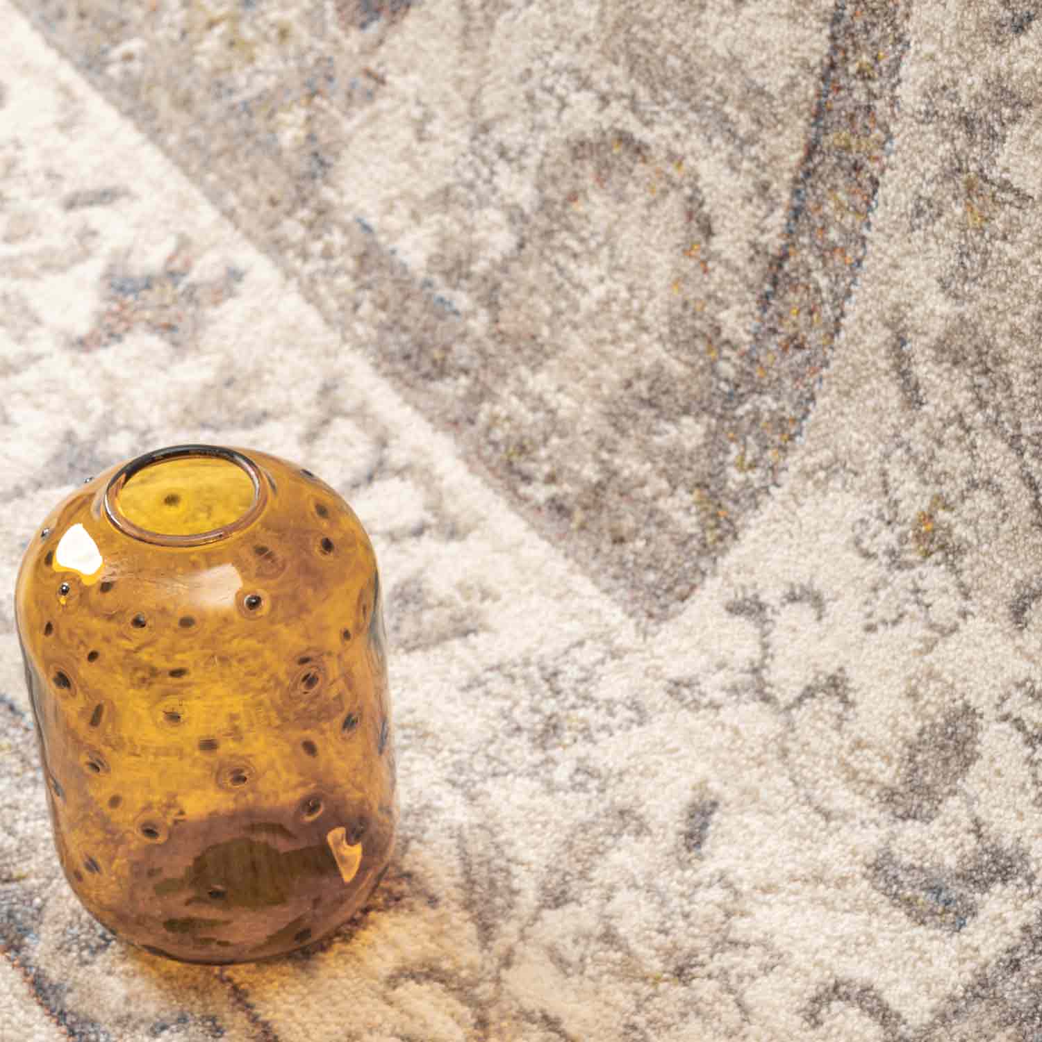 Krem Bej Soyut Eskitme Desenli Uşak Halı-Pera Halı