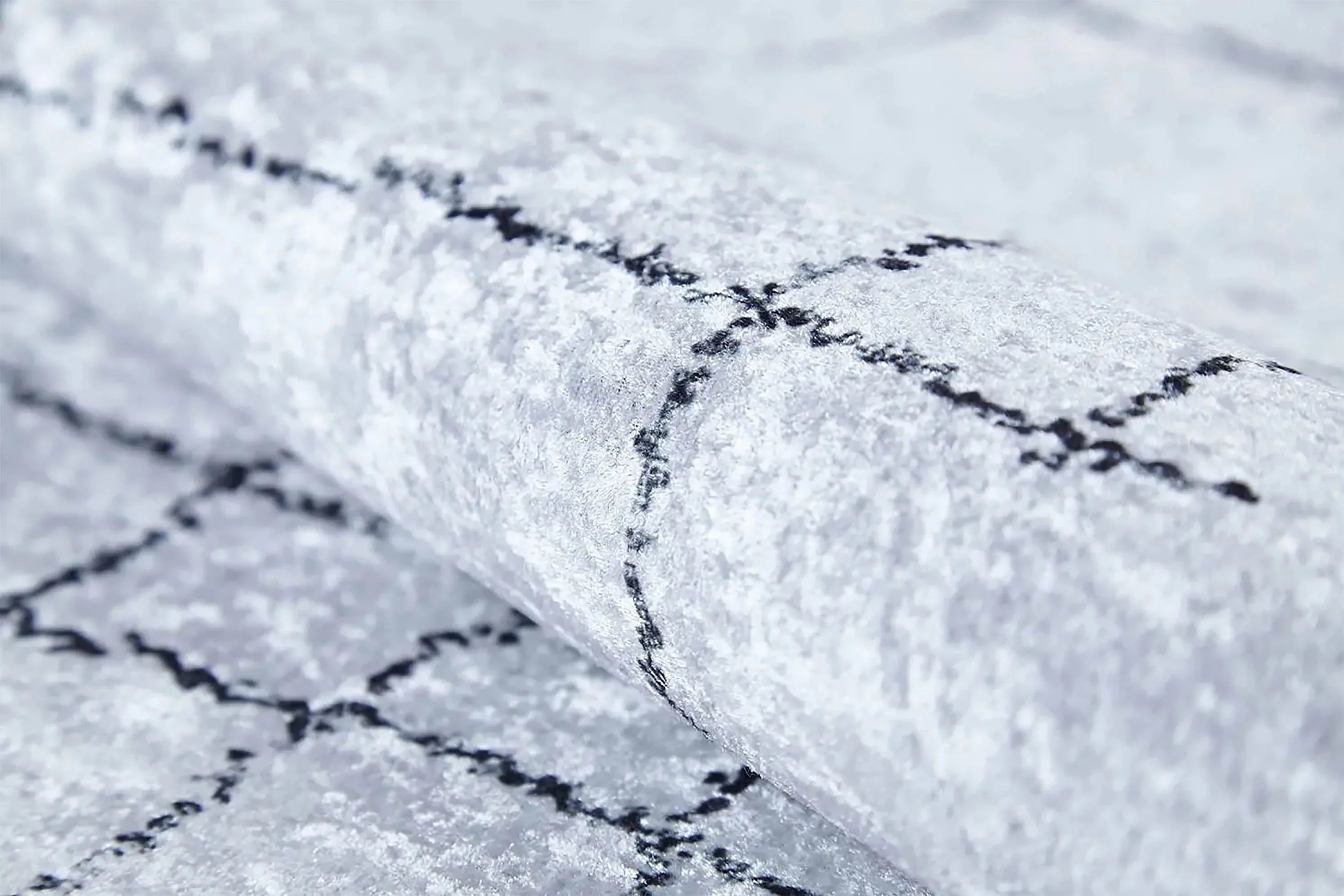 Krem Siyah Geometrik Halı-Pera Halı