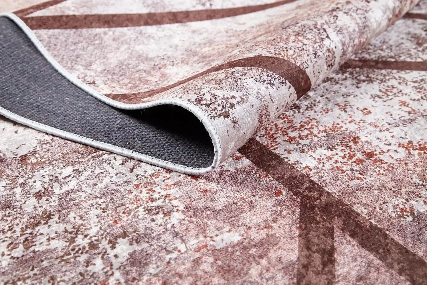 Krem ve Kahve Geometrik Çizgili Halı-Pera Halı