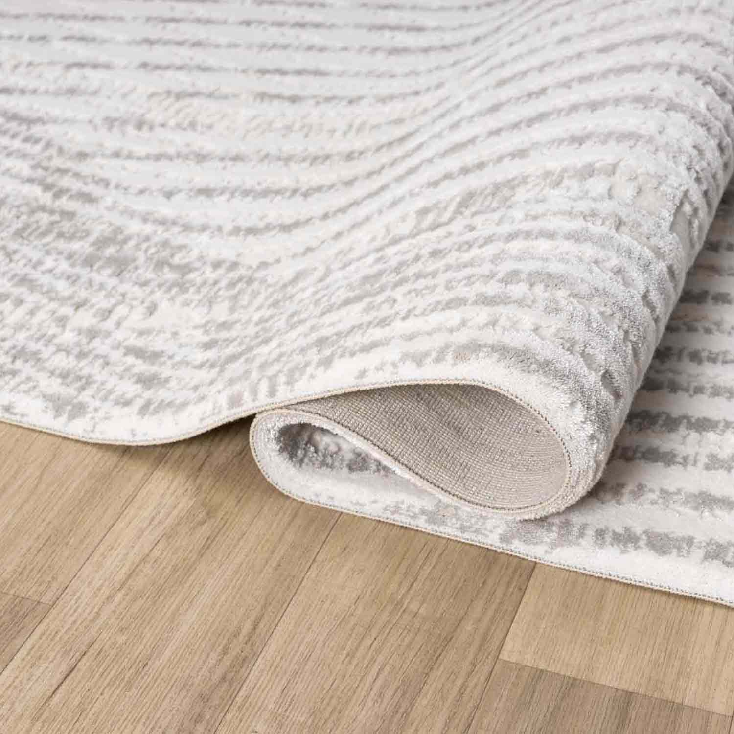 Açık Gri Beyaz Kabartmalı Zikzak Çizgili Halı