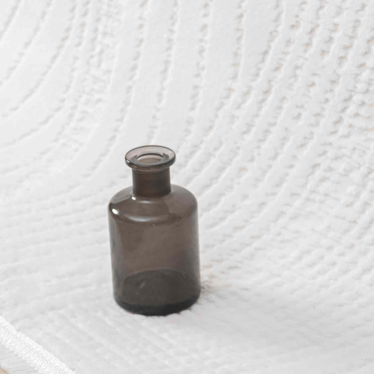 Krem Beyaz Kabartmalı Zikzak Çizgili Halı