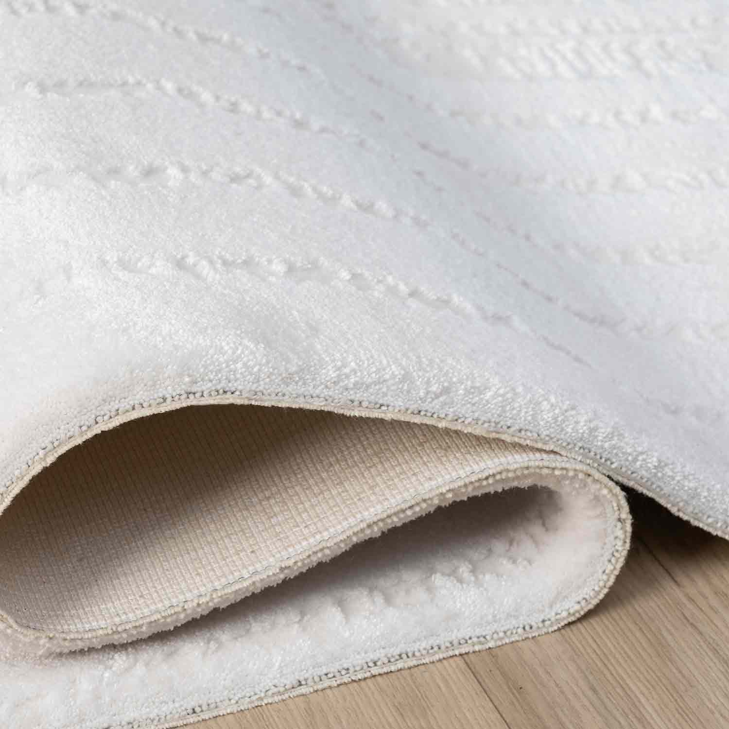 Krem Beyaz Kabartmalı Zikzak Çizgili Halı