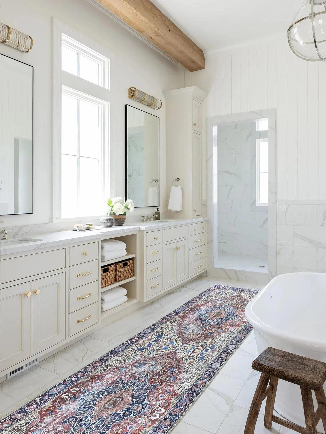 Lacivert ve Kahverengi Madalyon Desenli Vintage Halı-Pera Halı