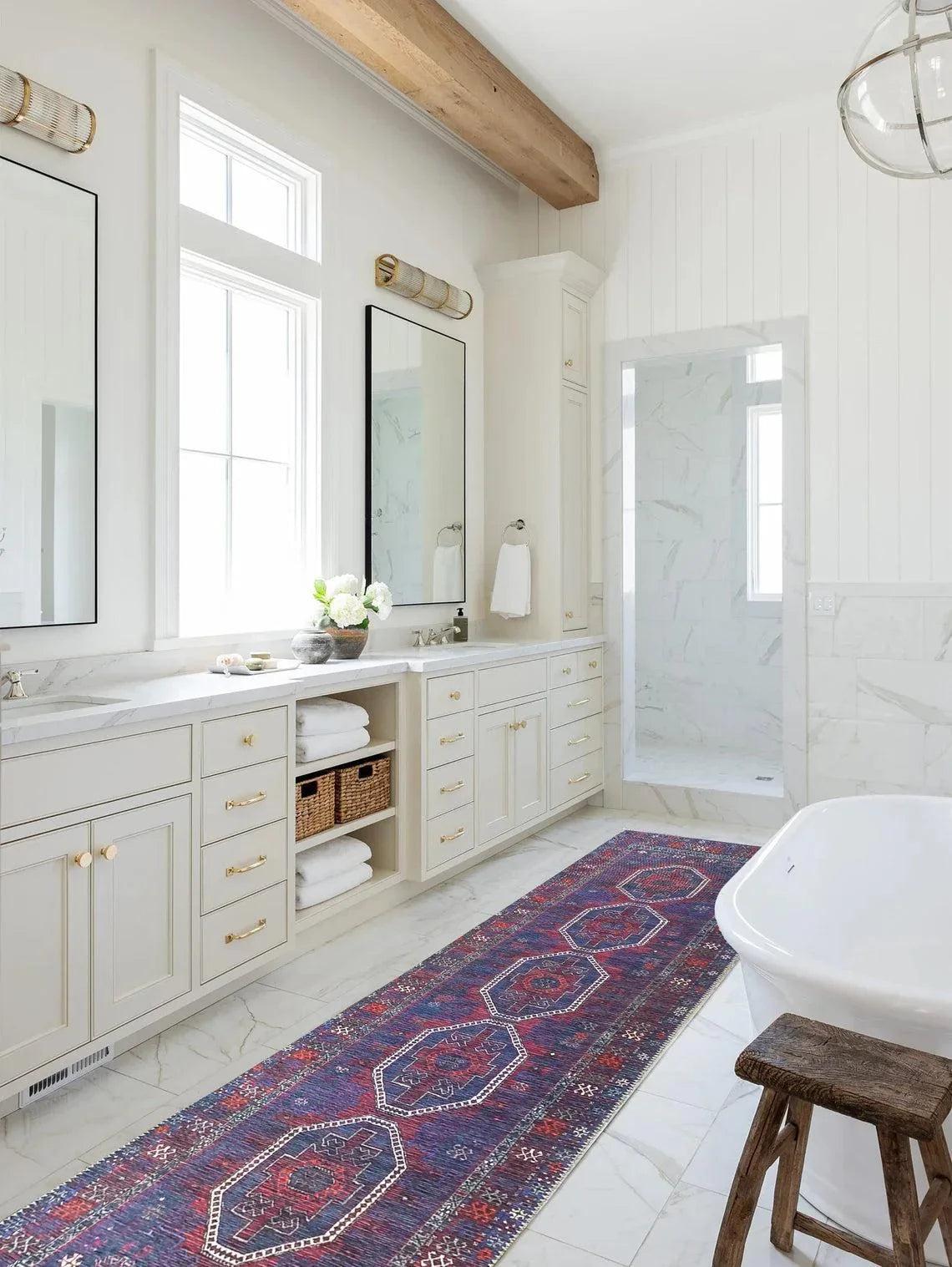 Lacivert ve Kırmızı Tonlu Vintage Halı-Pera Halı