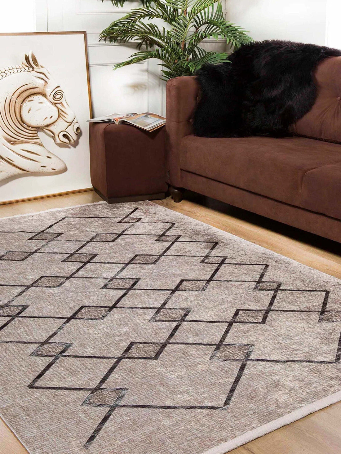 Bohem Bej Siyah Geometrik Desenli Halı - Pera Halı