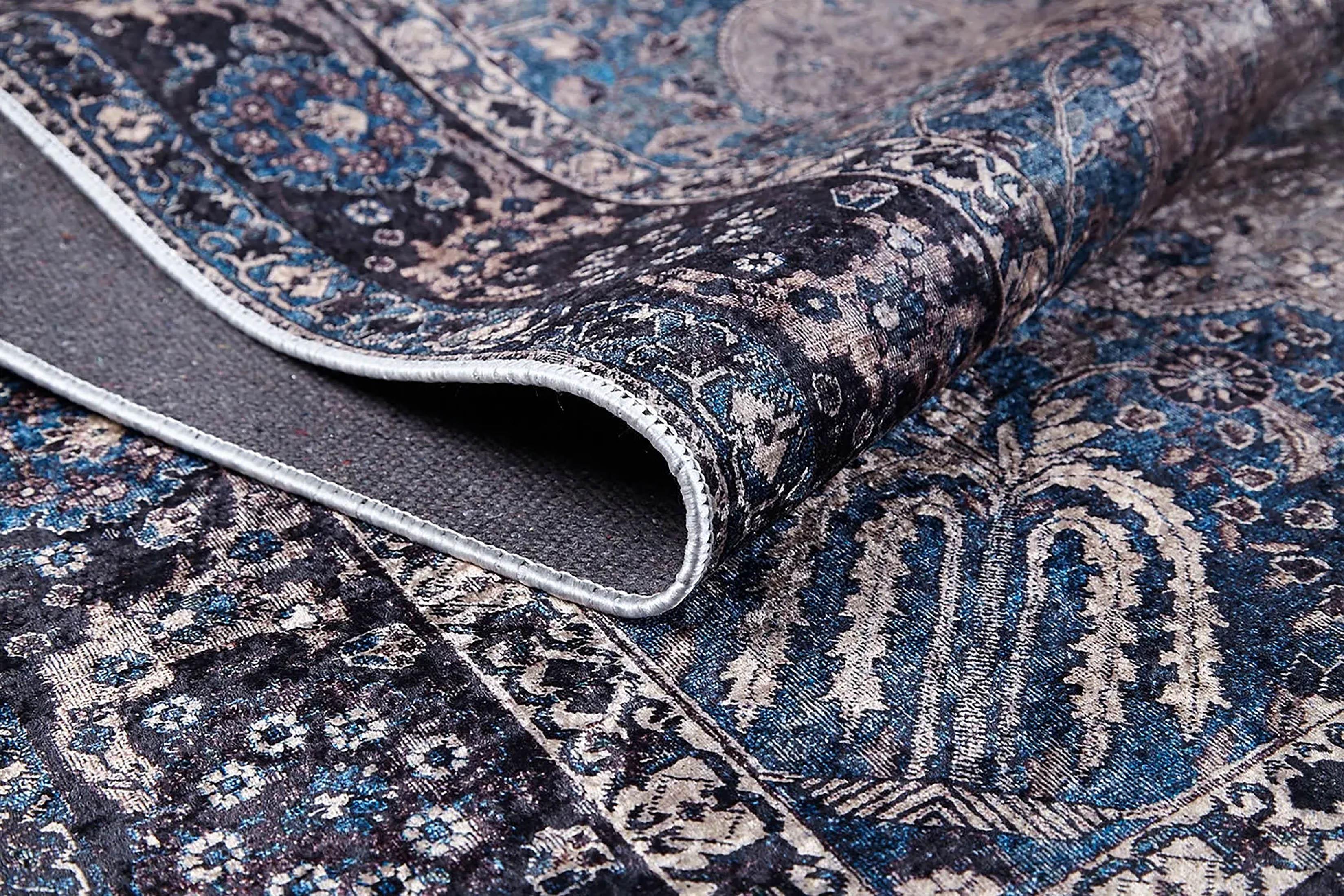 Madalyon Desenli Kahverengi Geleneksel Oryantal Doğu Halısı-Pera Halı