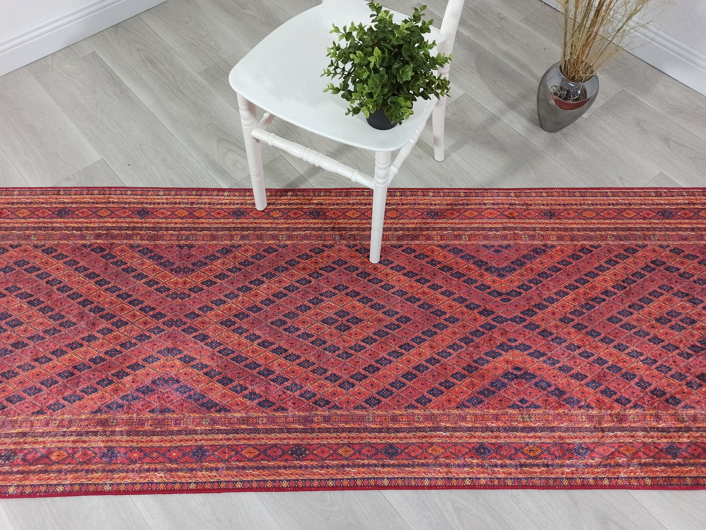 Kiremit ve Lacivert Geometrik Desenli Anadolu Kilim Halı - Pera Halı