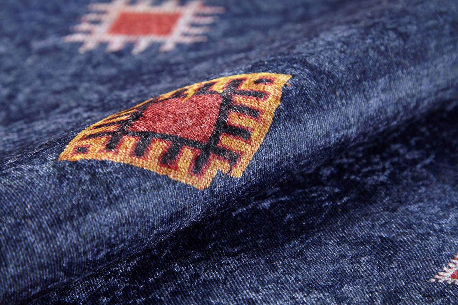 Lacivert Kırmızı Geometrik Desenli Anadolu Kilim Halı - Pera Halı