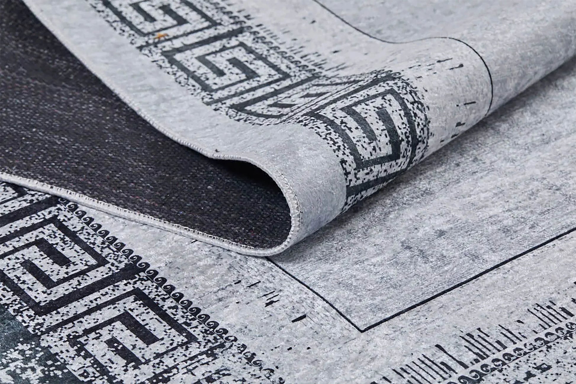 Minimalist Gümüş Gri Siyah Yunan Anahtar Bordürlü Halı-Pera Halı