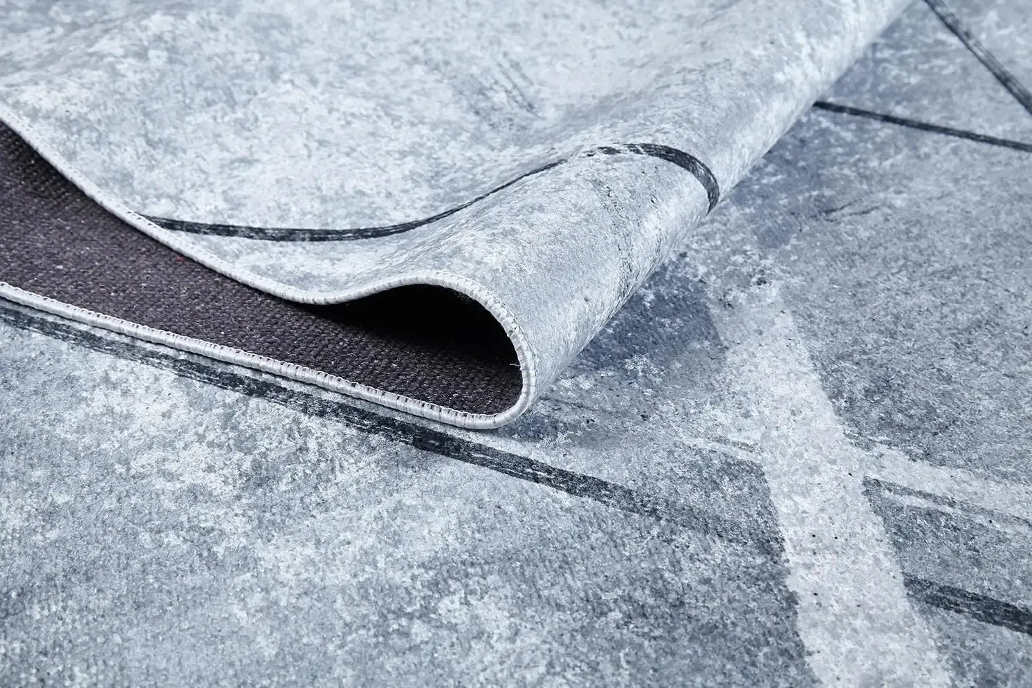 Modern Desenli Dekoratif Çizgili Halı-Pera Halı