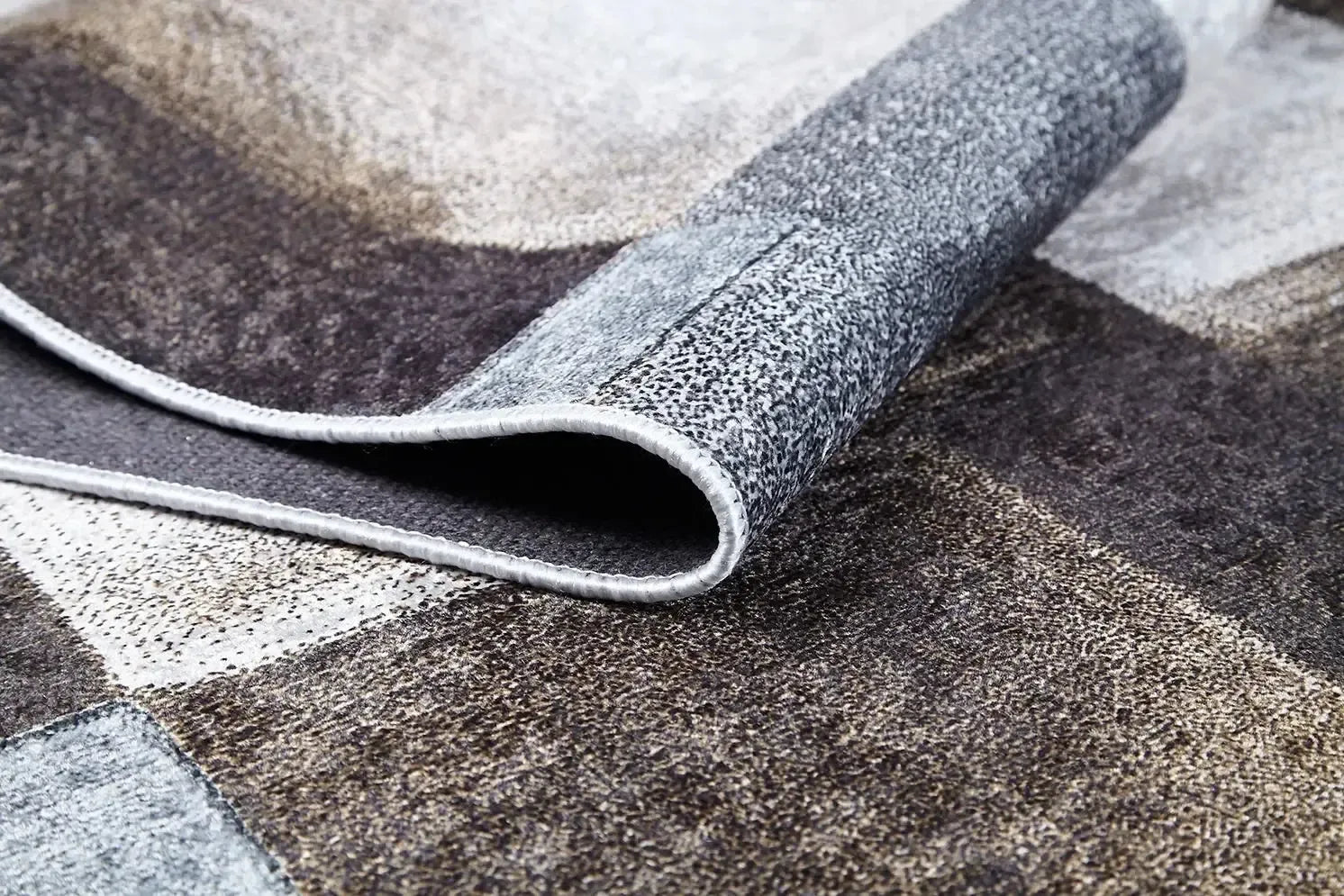 Modern Geometrik Kahve Gri Halı-Pera Halı