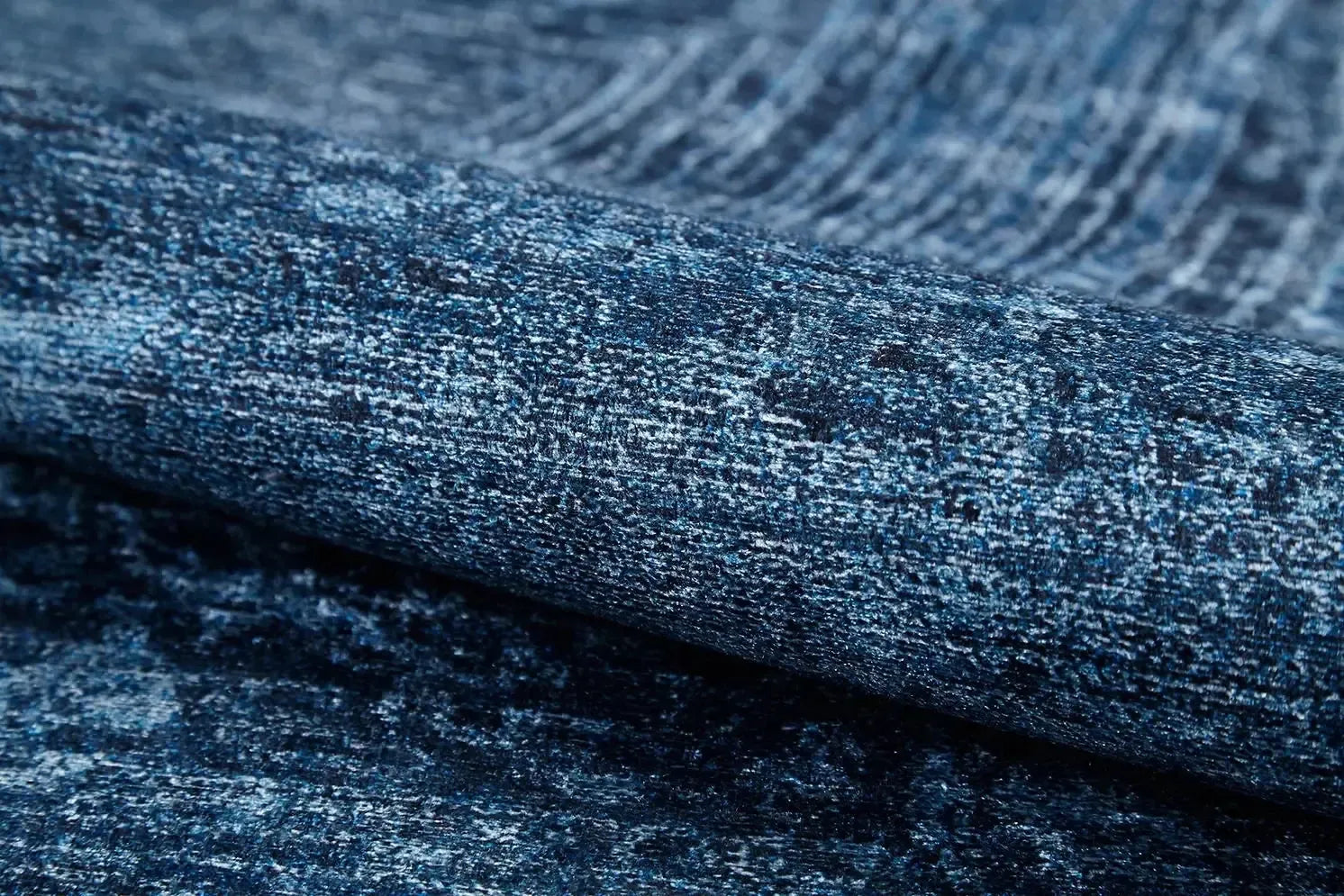 Modern Lacivert Mavi Tonlarda Halı-Pera Halı