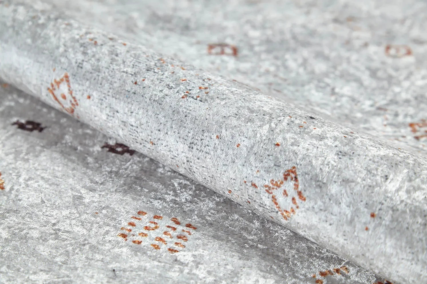 Örgü Saçaklı Açık Gri Minimal Etnik Halı-Pera Halı