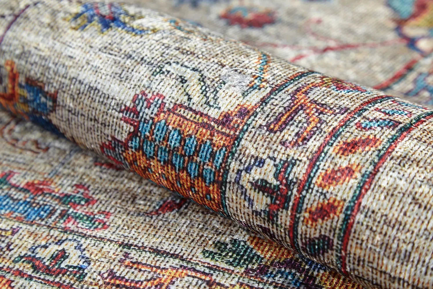 Örgü Saçaklı Bej Klasik Çiçekli Halı-Pera Halı