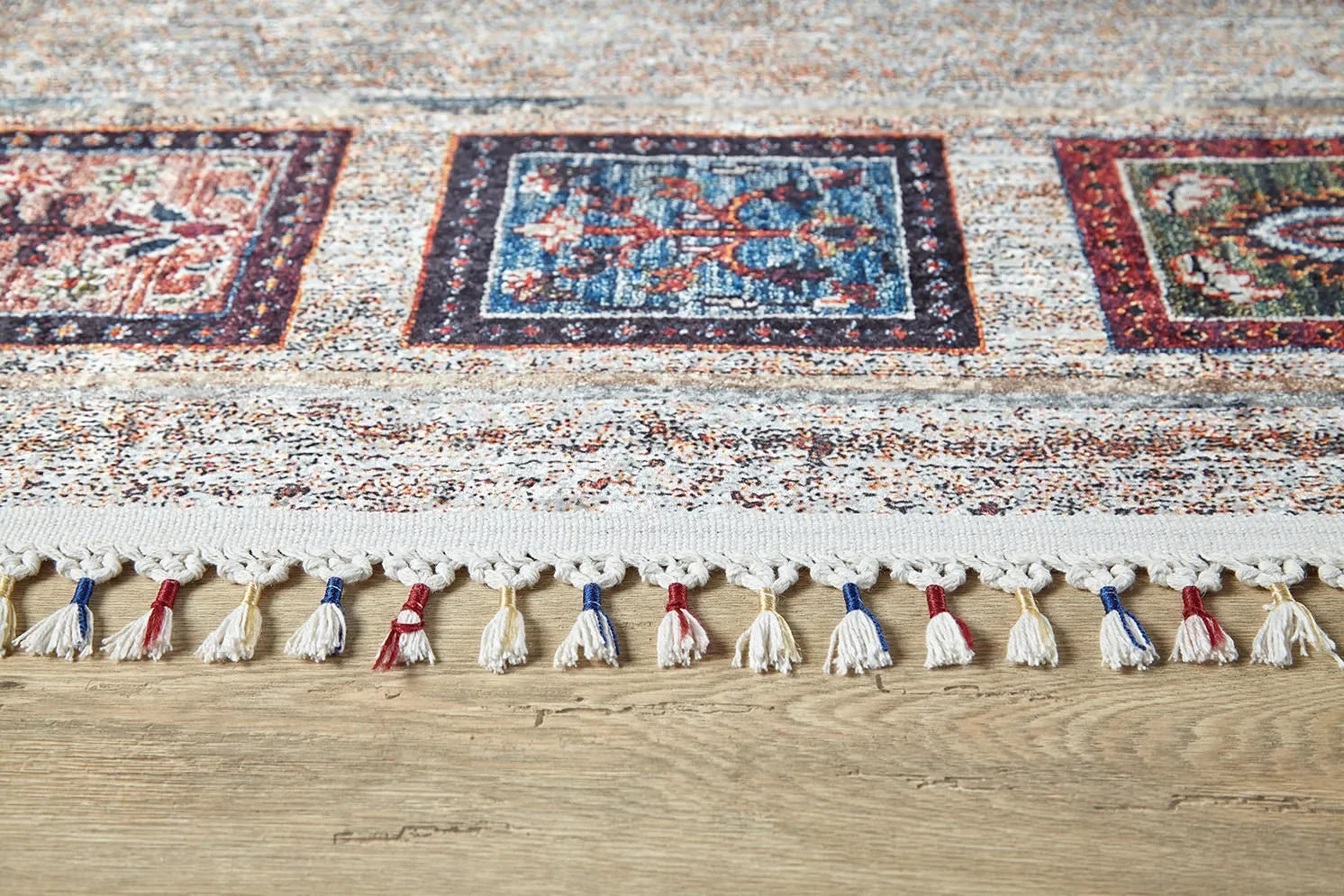 Örgü Saçaklı Bej Toprak Çok Renkli Halı-Pera Halı