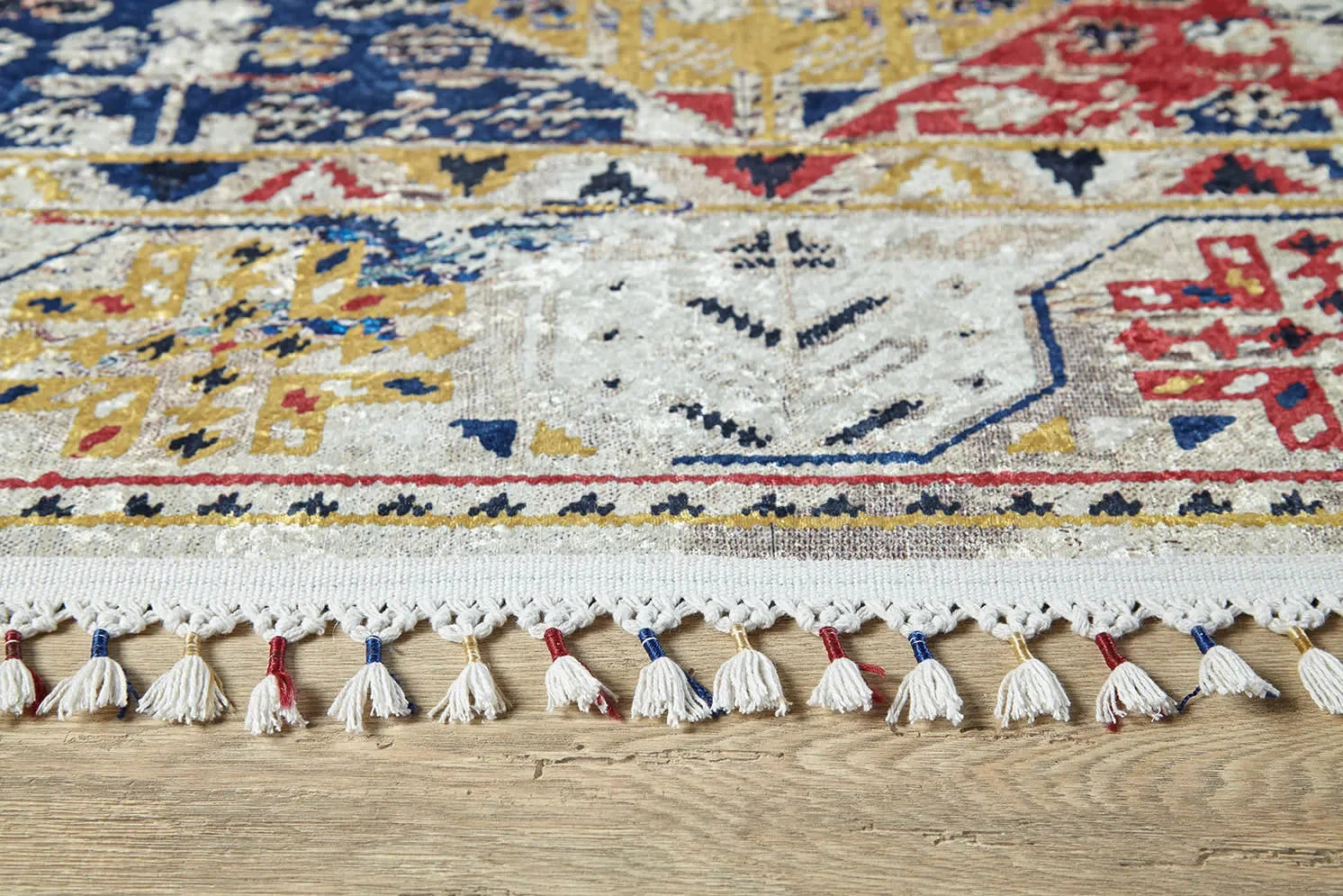 Örgü Saçaklı Çok Renkli Halı-Pera Halı