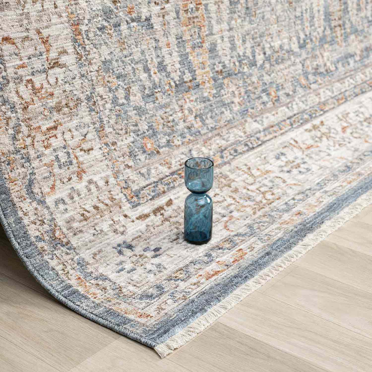 Mavi Gri Açık Kahve Klasik Halı