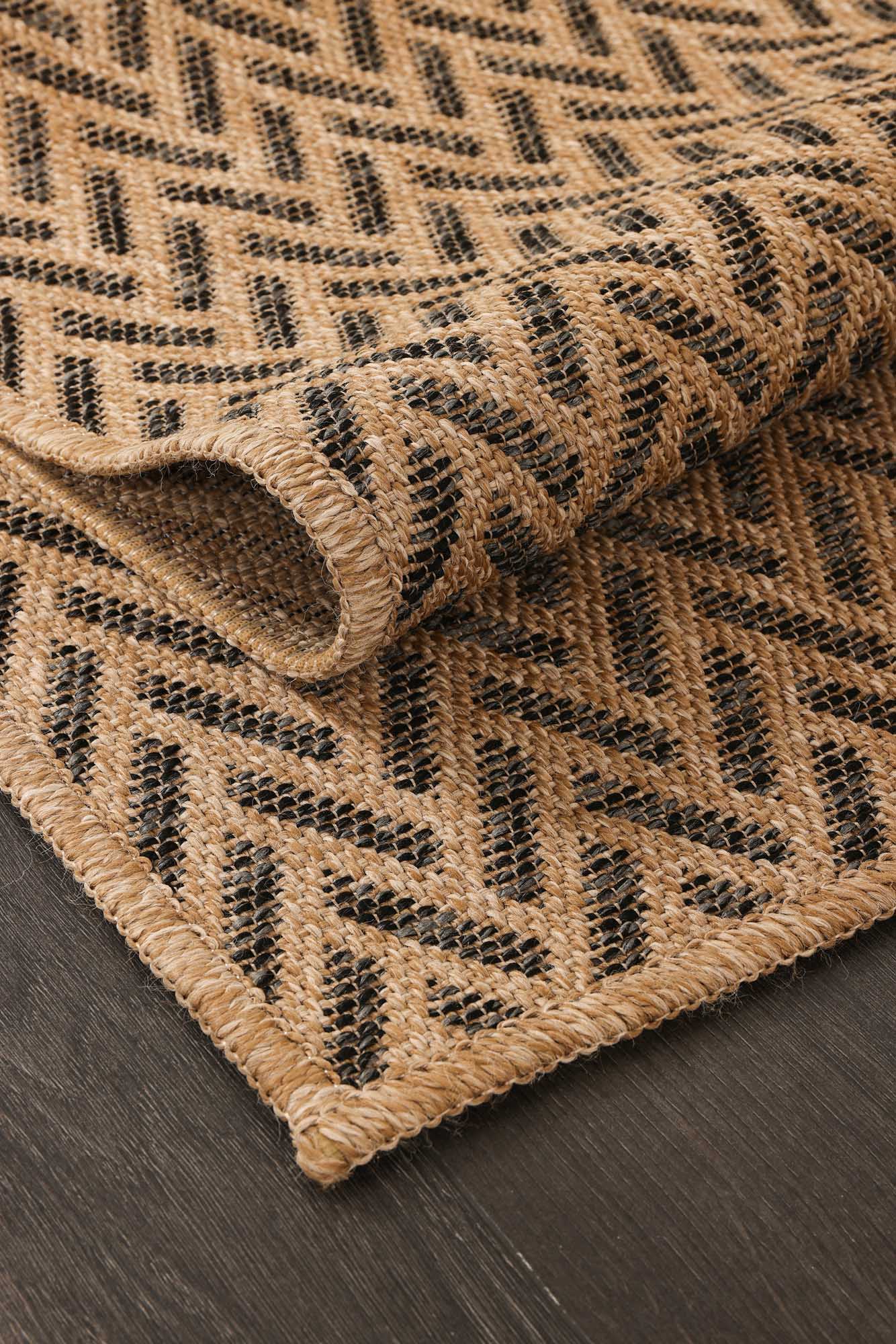 Kahve ve Siyah Zikzak Hasır Dokulu Halı