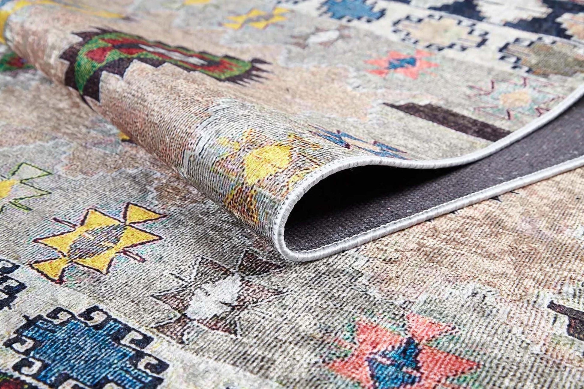 Pembe Bej Geometrik Desenli Anadolu Kilim Halı-Pera Halı